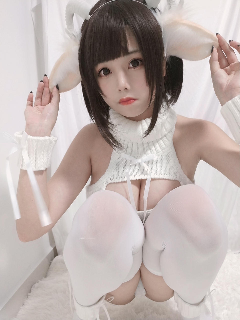 蜜汁猫裘 NO.046 白丝毛衣 [40P3V-152MB]_第1集