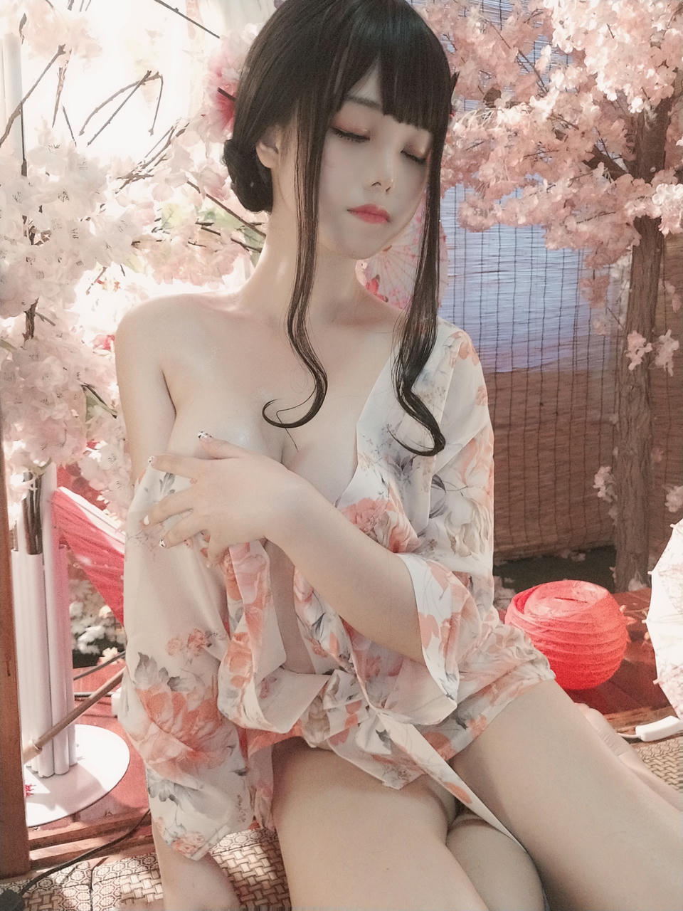 蜜汁猫裘 NO.052 浴娘 [29P4V-107MB]_第2集