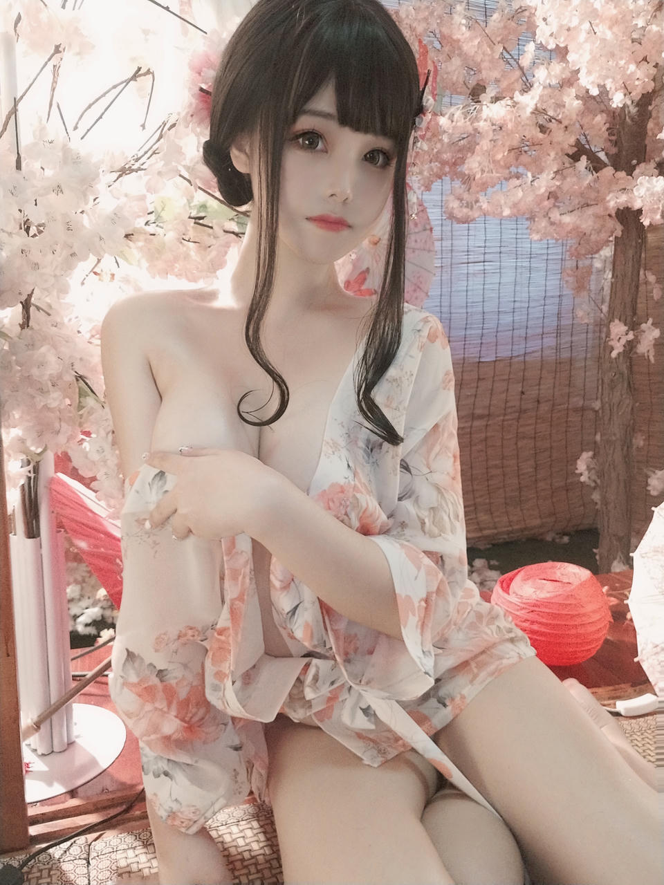蜜汁猫裘 NO.052 浴娘 [29P4V-107MB]_第2集