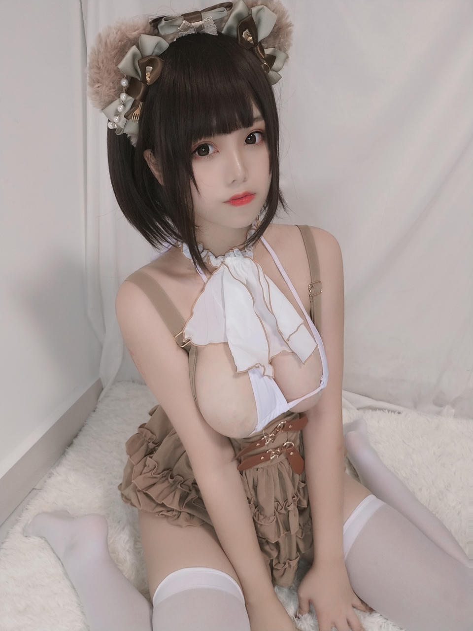 蜜汁猫裘 NO.058 小熊 [52P4V-173MB]_第1集