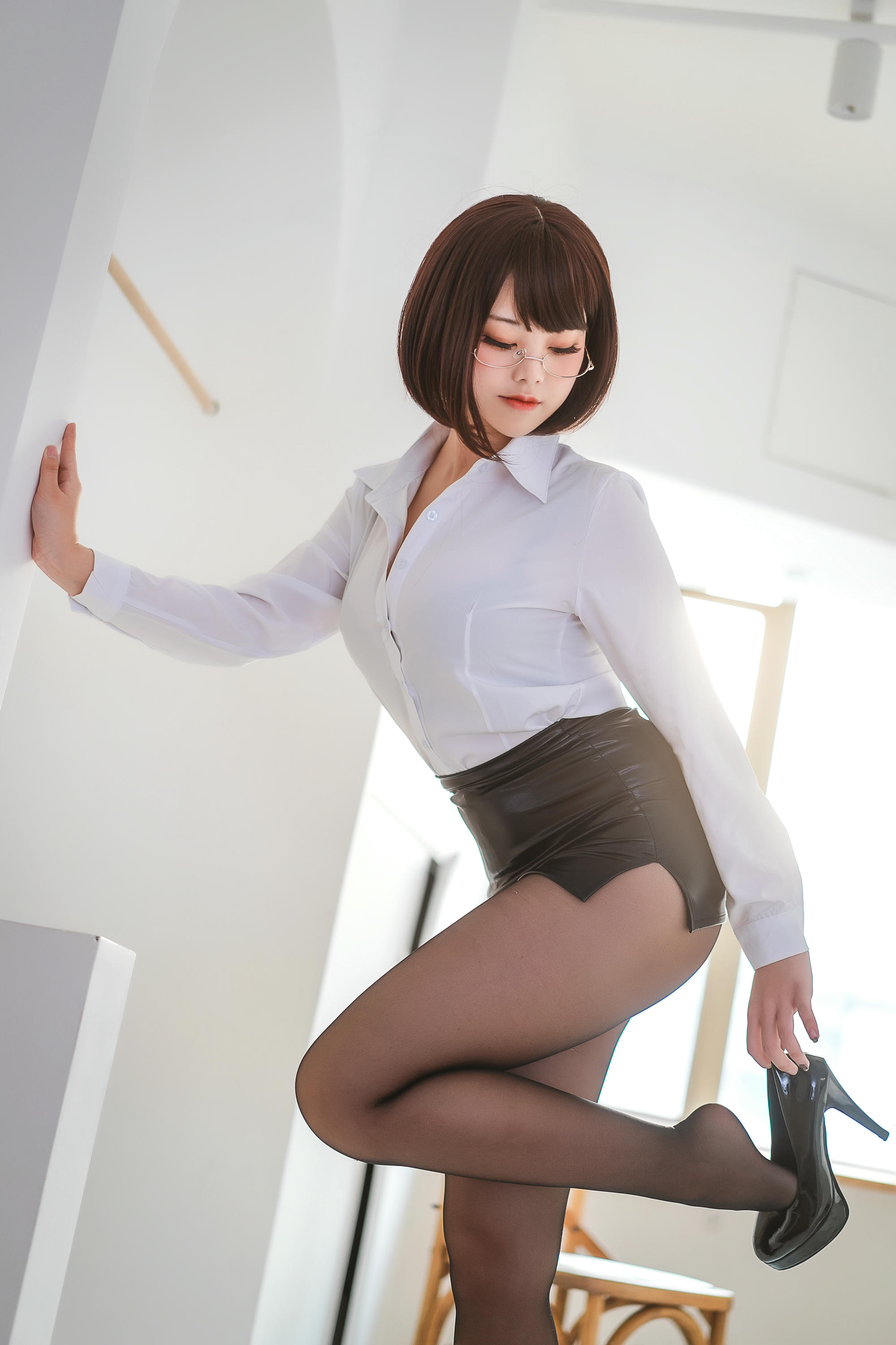 蜜汁猫裘 NO.060 醉OL [52P-698MB]_第1集