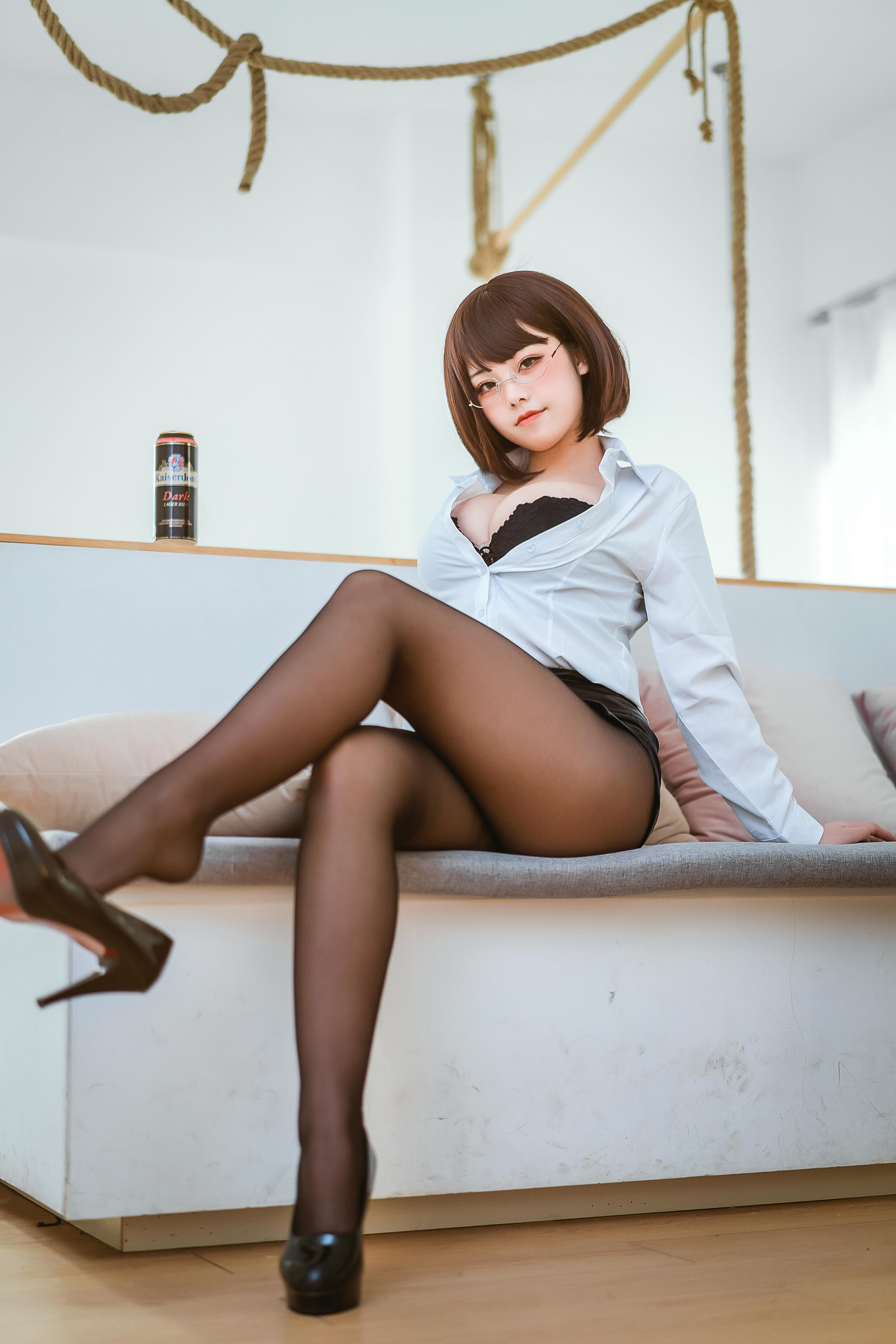 蜜汁猫裘 NO.060 醉OL [52P-698MB]_第2集