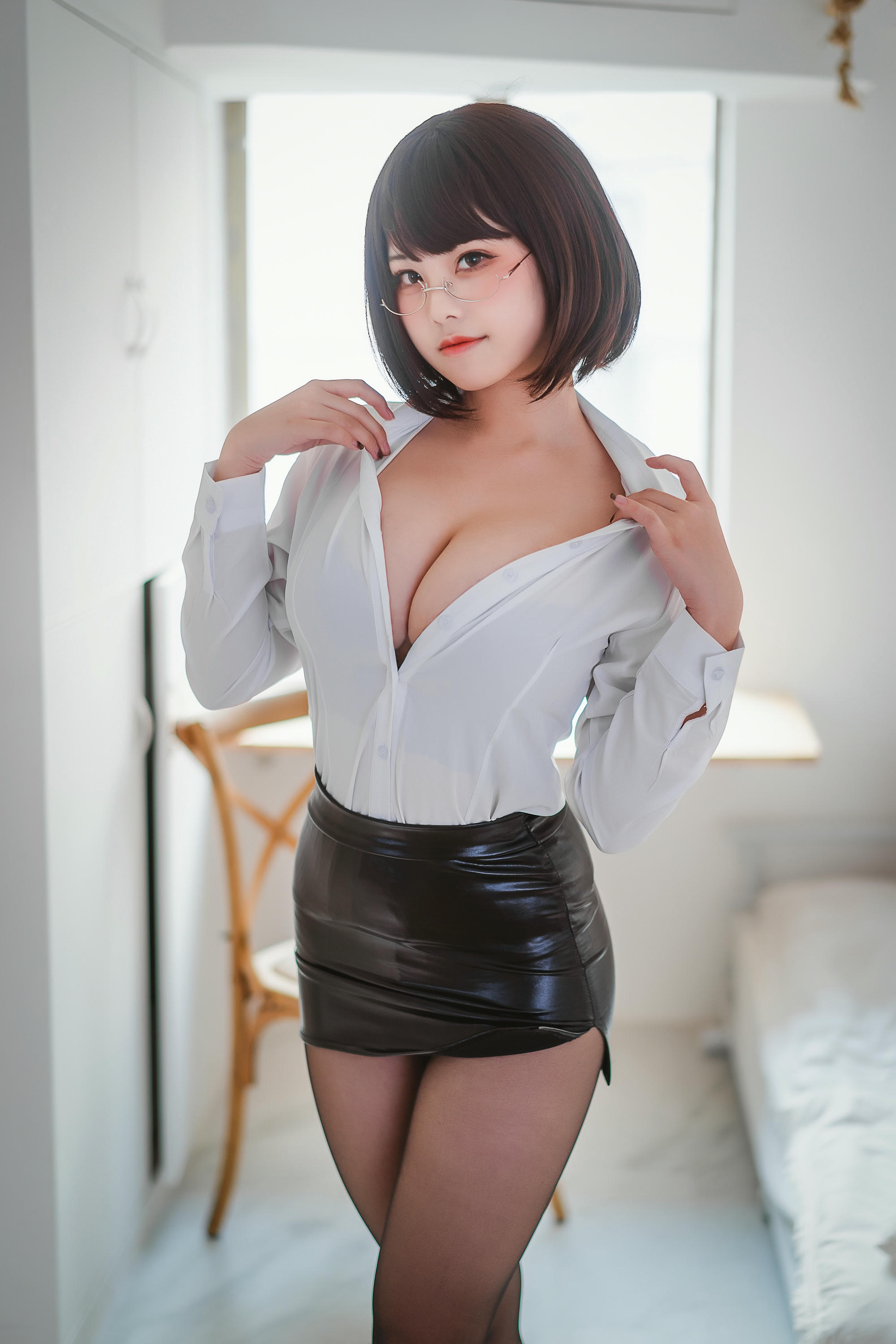 蜜汁猫裘 NO.060 醉OL [52P-698MB]_第1集