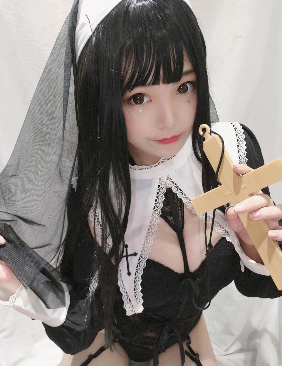 蜜汁猫裘 NO.006 修女 [25P-52MB]_第1集