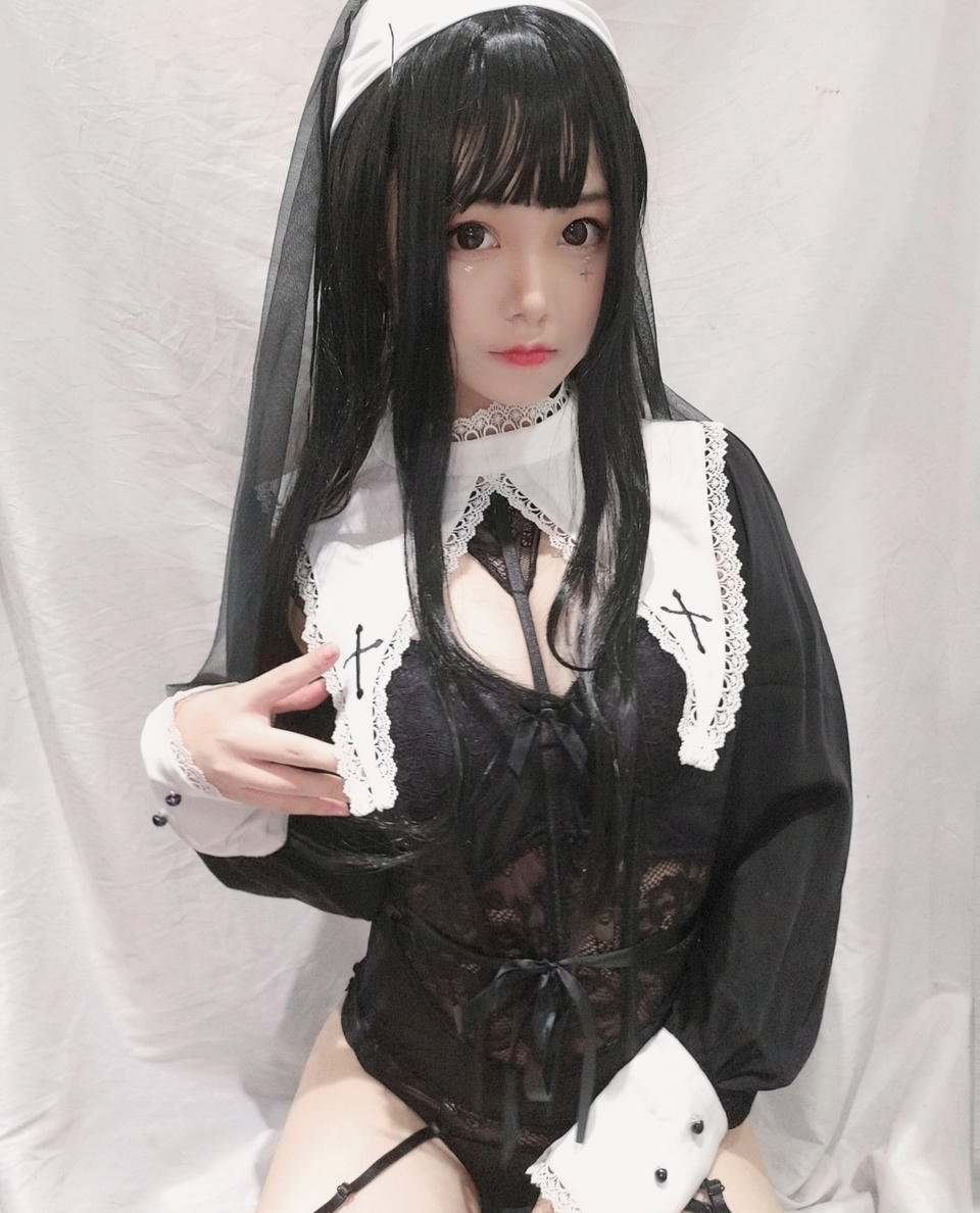 蜜汁猫裘 NO.006 修女 [25P-52MB]_第2集