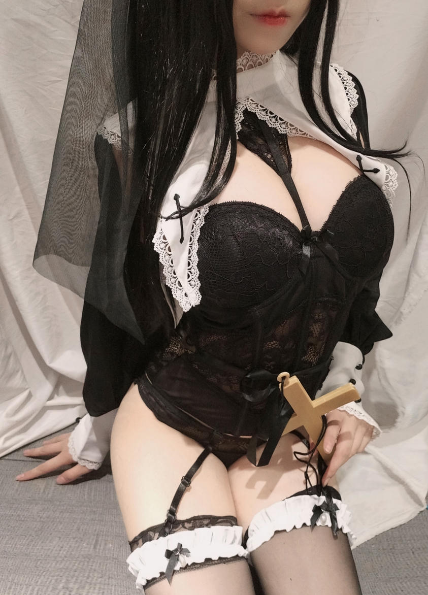 蜜汁猫裘 NO.006 修女 [25P-52MB]_第1集