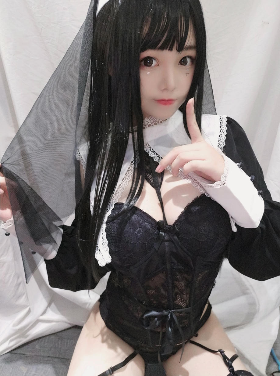 蜜汁猫裘 NO.006 修女 [25P-52MB]_第1集