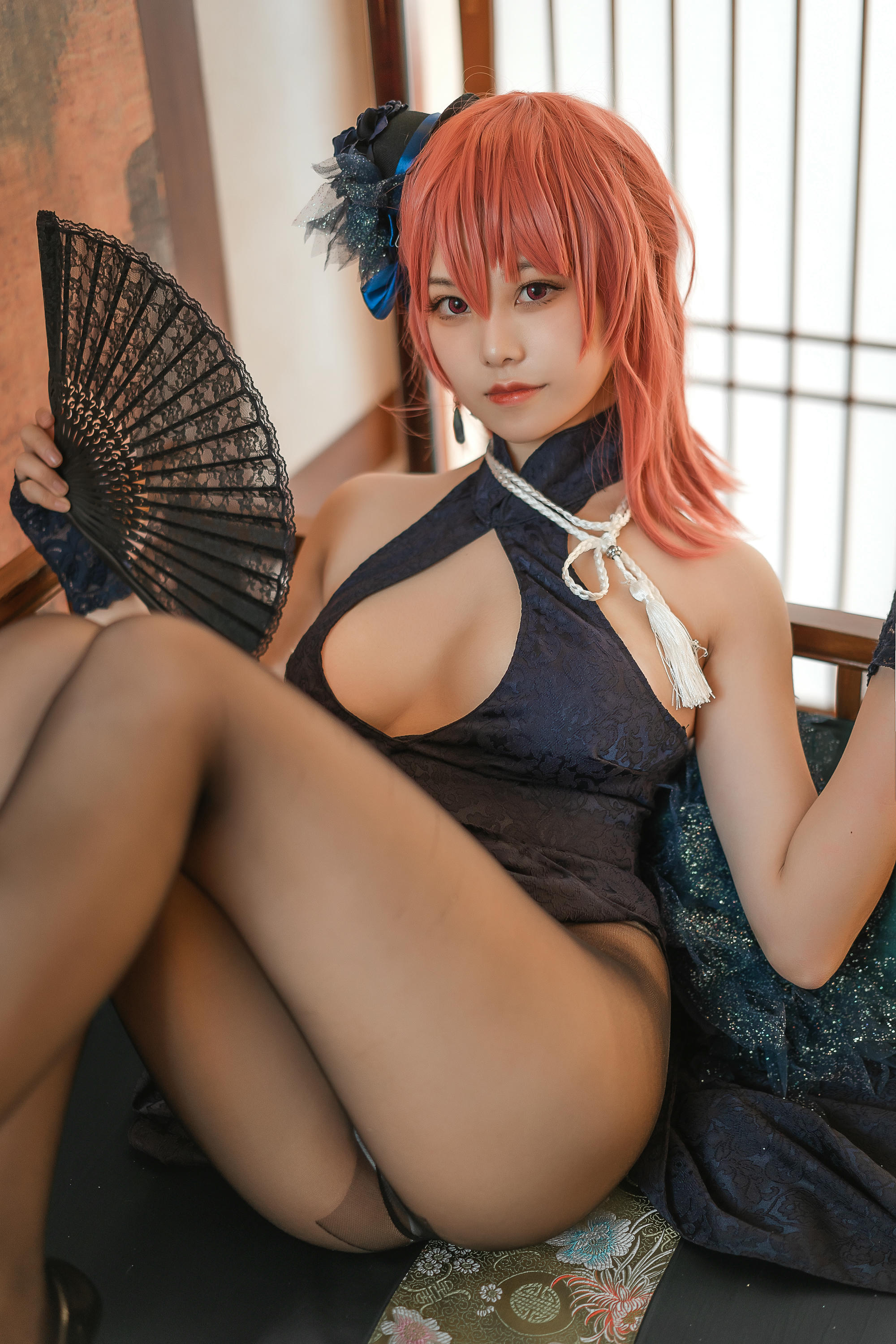 蜜汁猫裘 NO.070 黑太子旗袍 [40P 600MB]_第1集