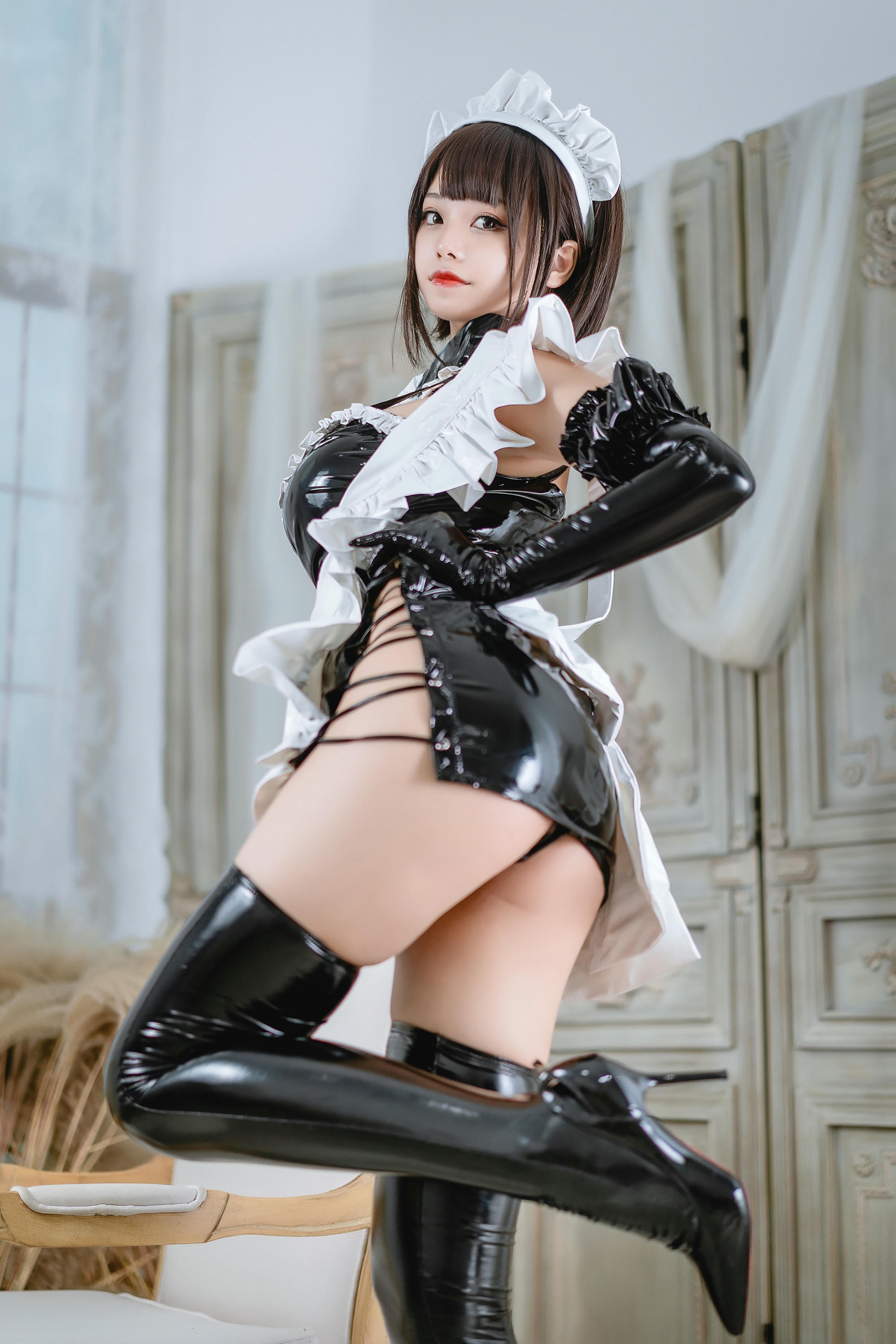 蜜汁猫裘 NO.072 胶衣女仆 [47P-816MB]_第3集