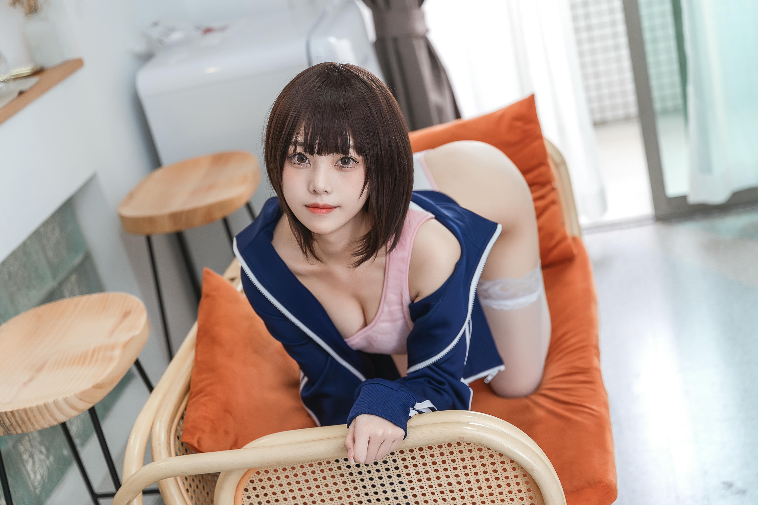 蜜汁猫裘 NO.074 草莓圣代 [45P-818MB]_第2集