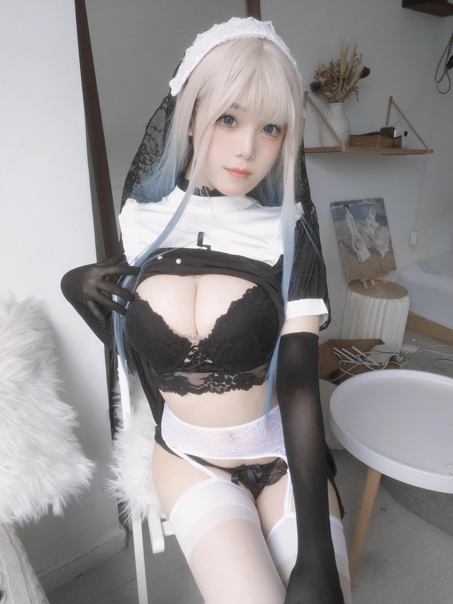 蜜汁猫裘 NO.082 修女自拍 [35P6V-829MB]_第1集