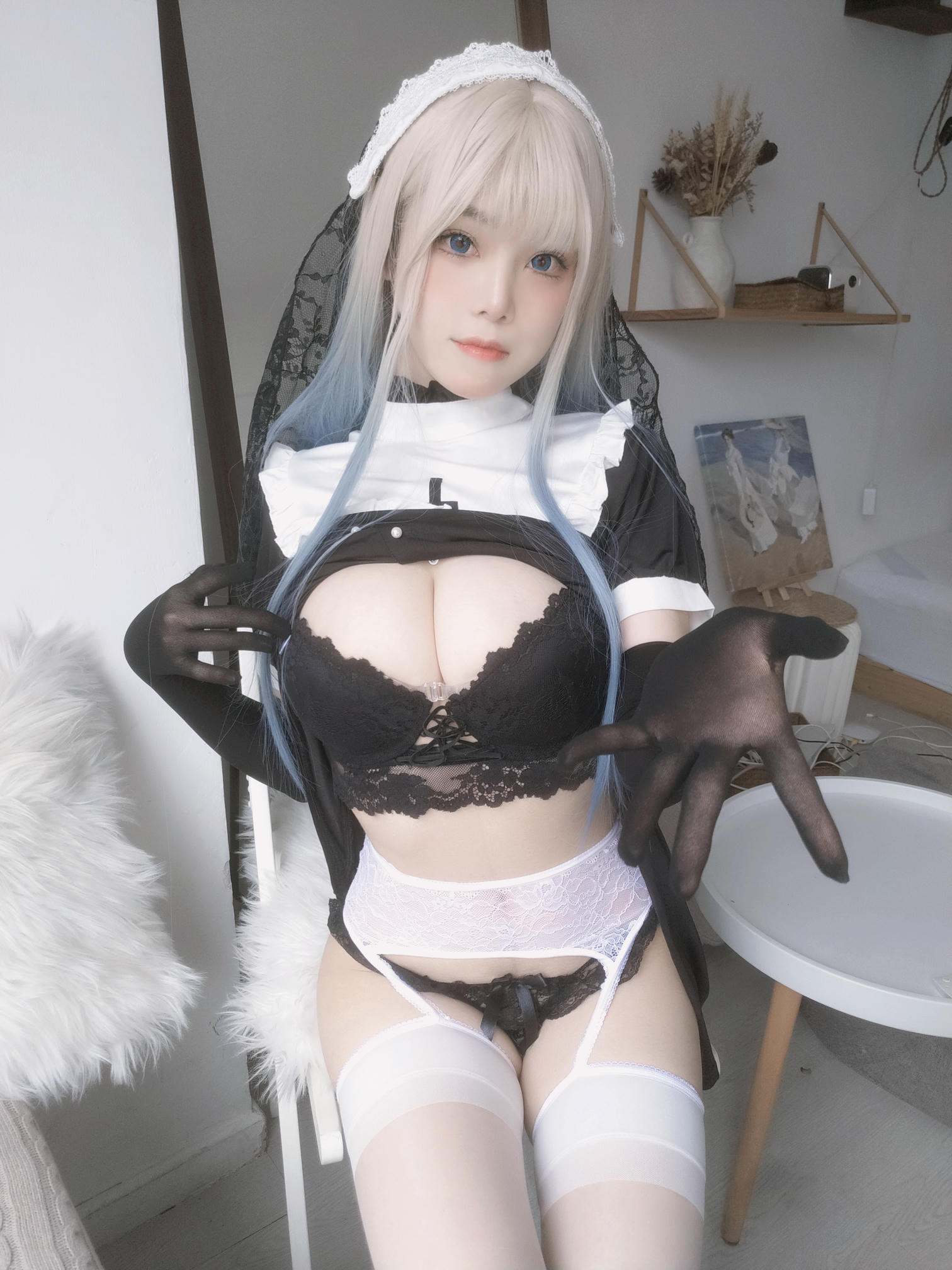 蜜汁猫裘 NO.082 修女自拍 [35P6V-829MB]_第1集