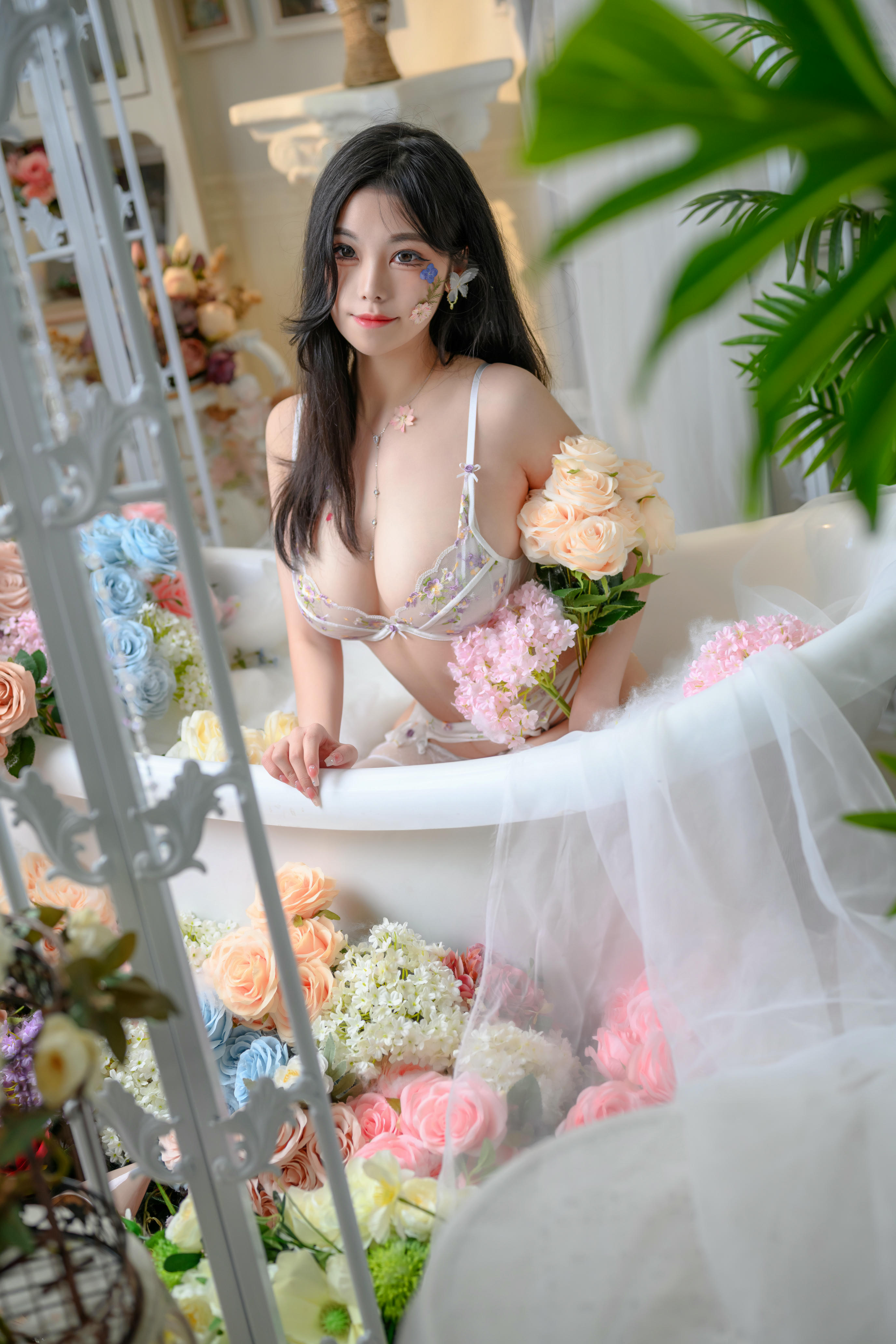 蜜汁猫裘 NO.083 花房少女 [60P 1V 1.73GB]-花房少女_第2集