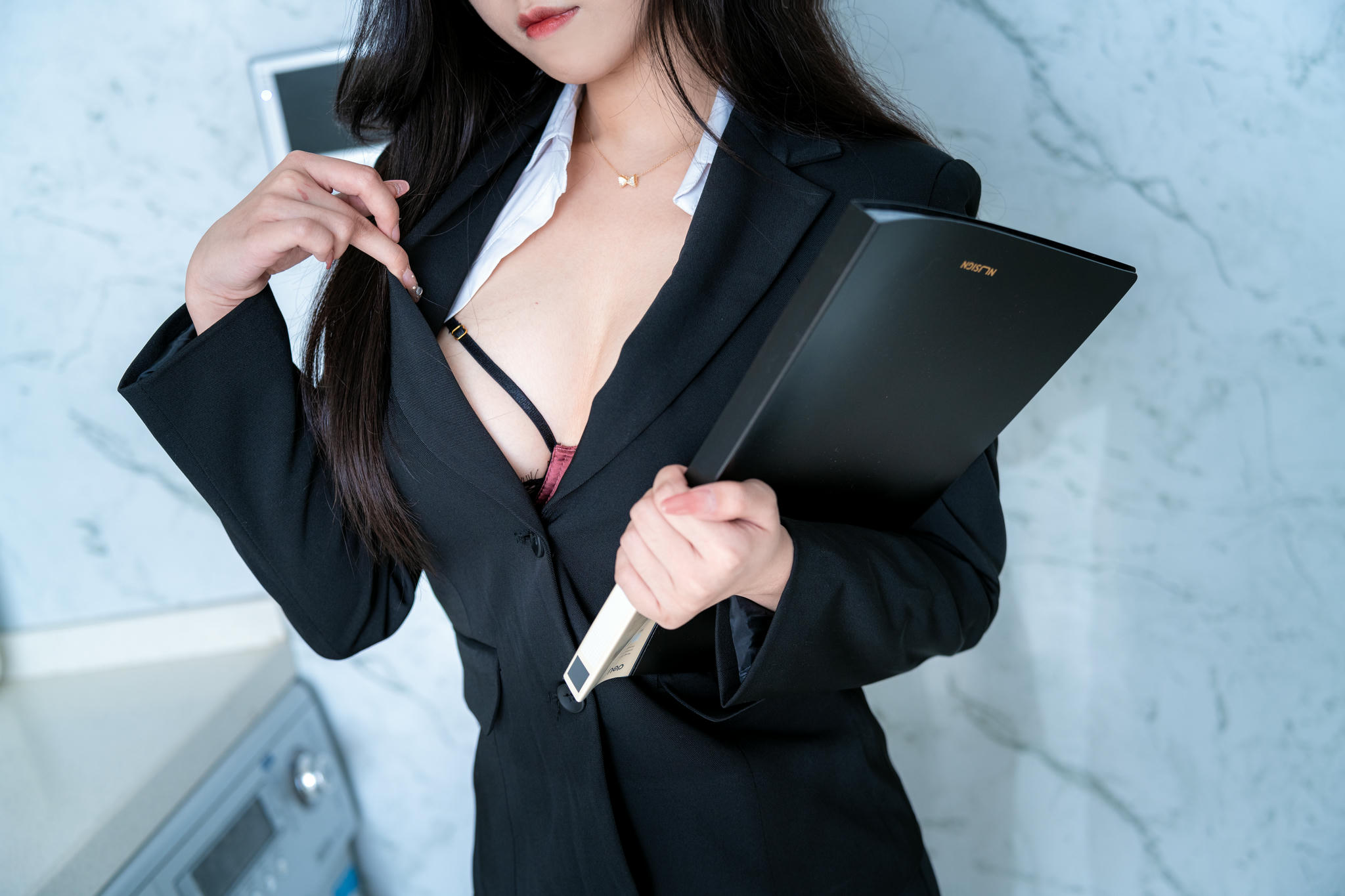 蜜汁猫裘 NO.088 恶毒上司 [67P7V 838MB]-图1_第1集