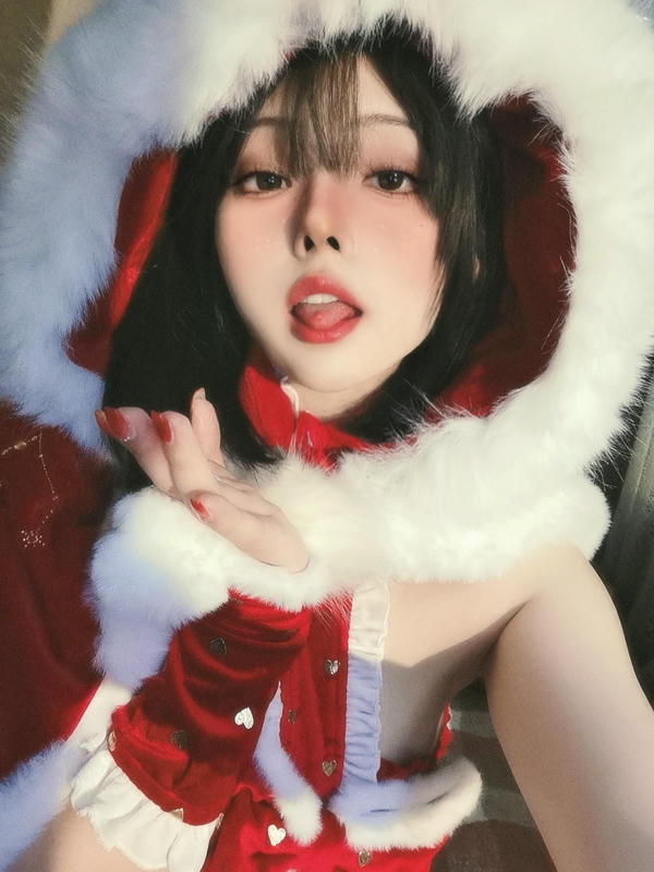 Natsuko夏夏子 NO.024 私房34【Natsuko】圣诞雪精灵 [48P1V 590MB]-赠品_第1集