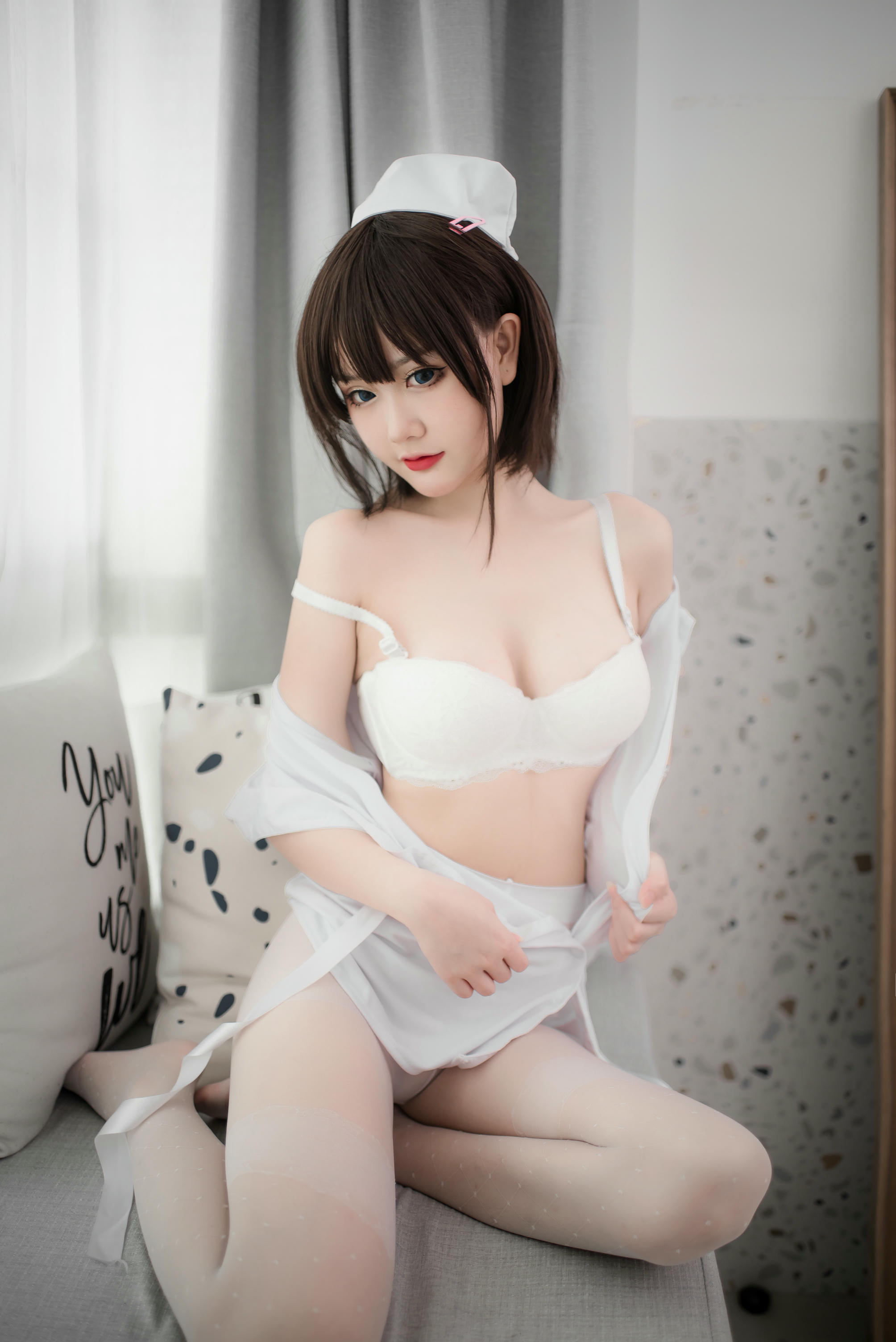 您的蛋蛋 NO.047 白丝护士 [40P 234MB]_第1集