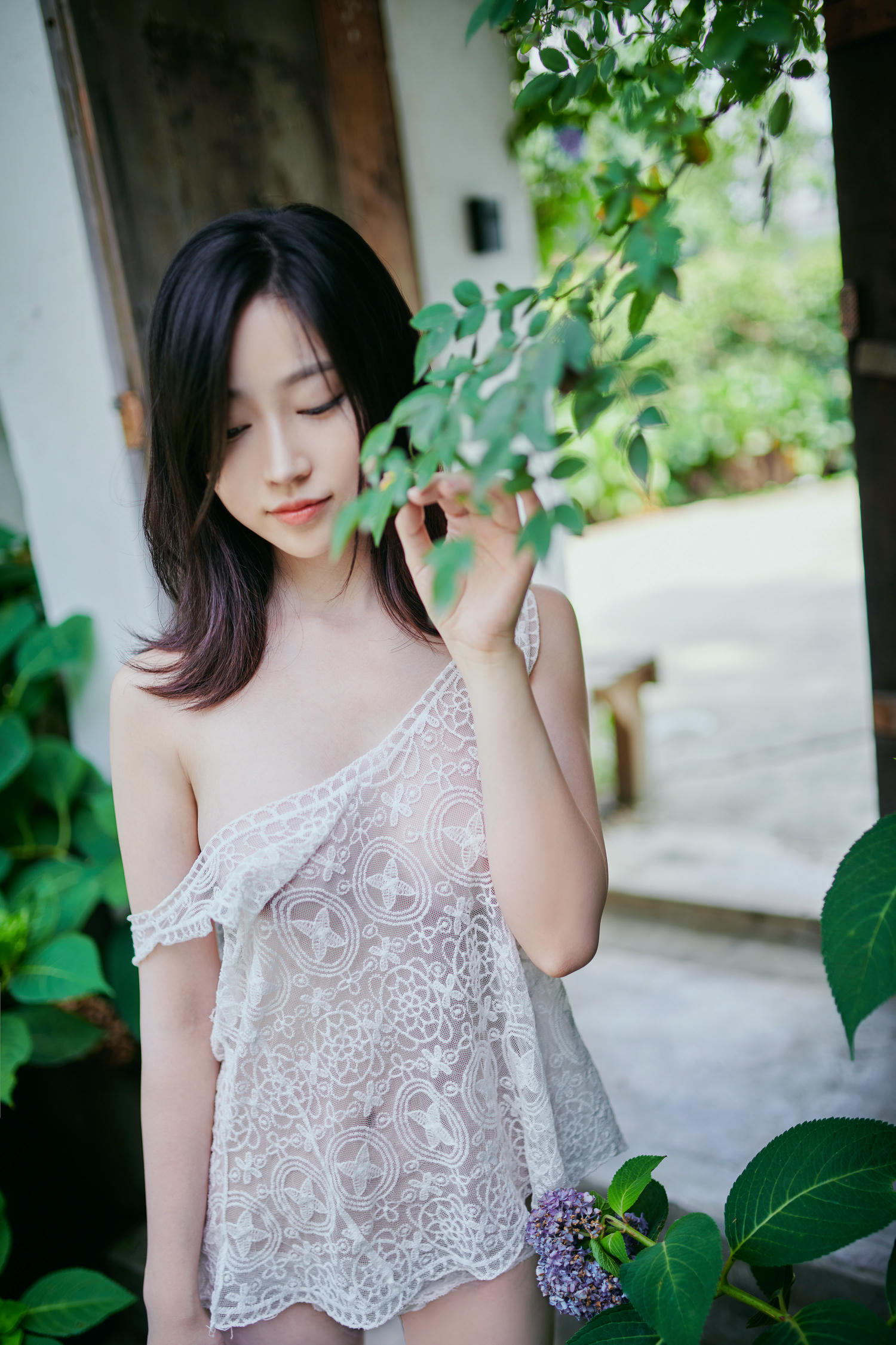 年年 NO.016 夏日精灵 [41P 357MB]_第1集