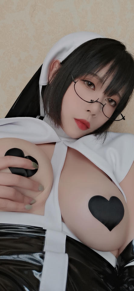 奈汐酱nice NO.006 7号本 修女 [41P7V-75MB]_第1集
