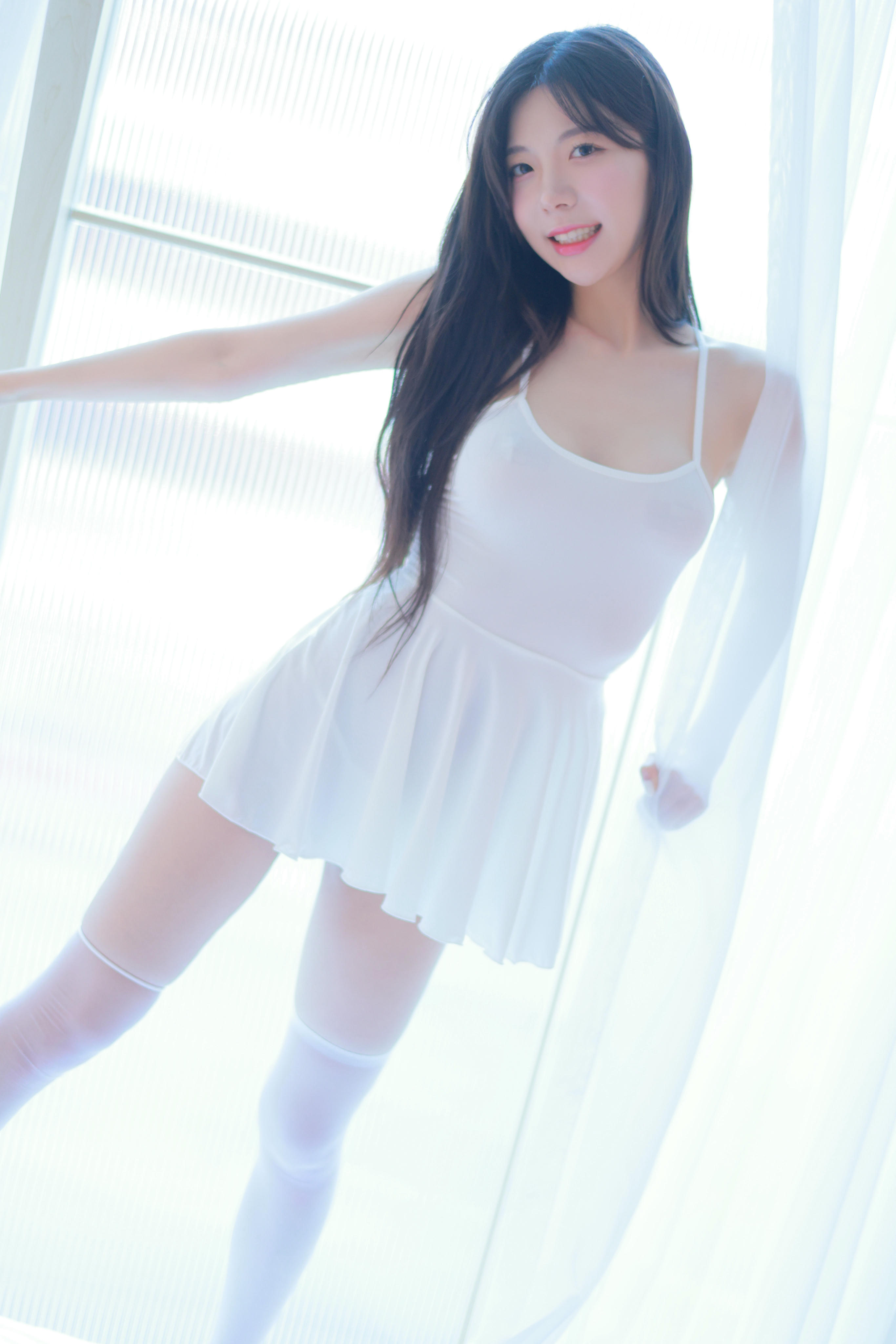 韩国美女-Patreon NO.038 leeesovely (李素英) 2023四月刊 04 [79P+11V／3.77GB]_第2集