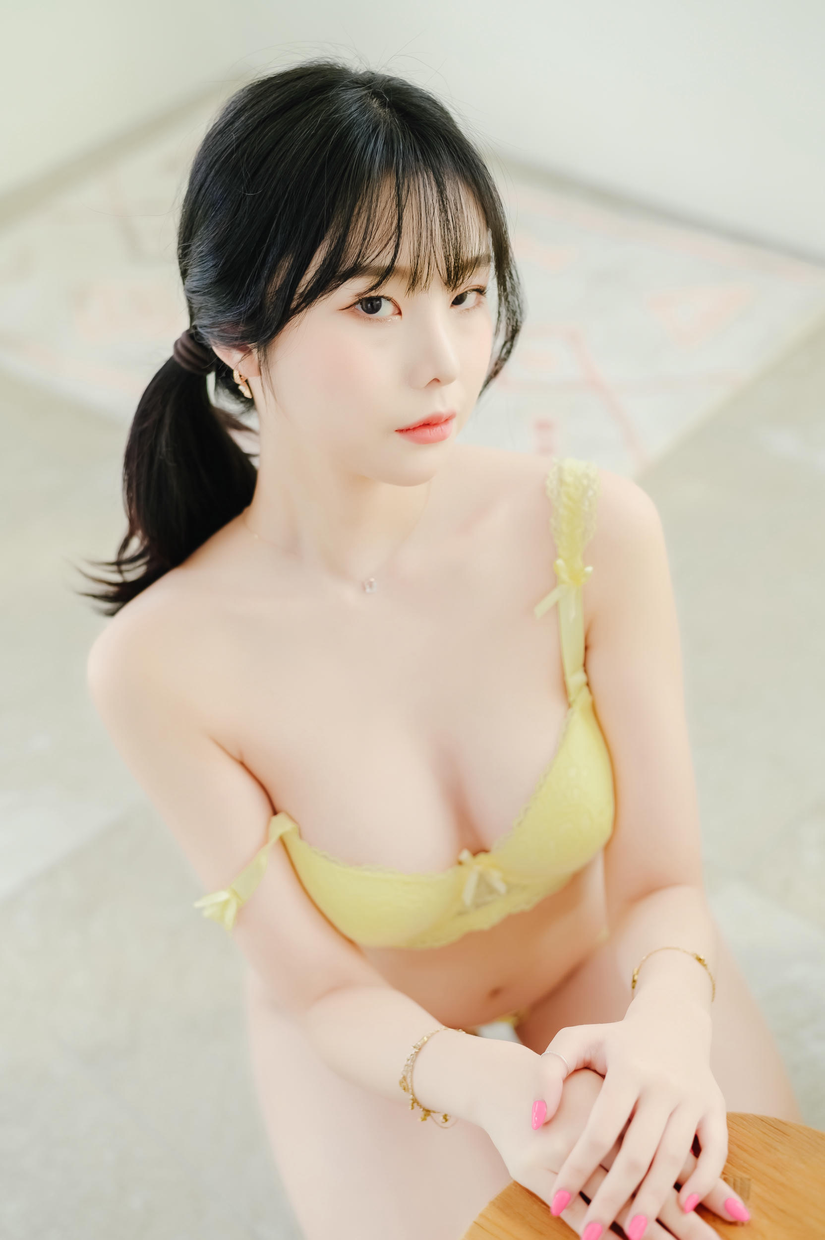 韩国美女-Patreon NO.046 Yuna (유나) 2022_03 Flowers [26P-127MB]_第1集