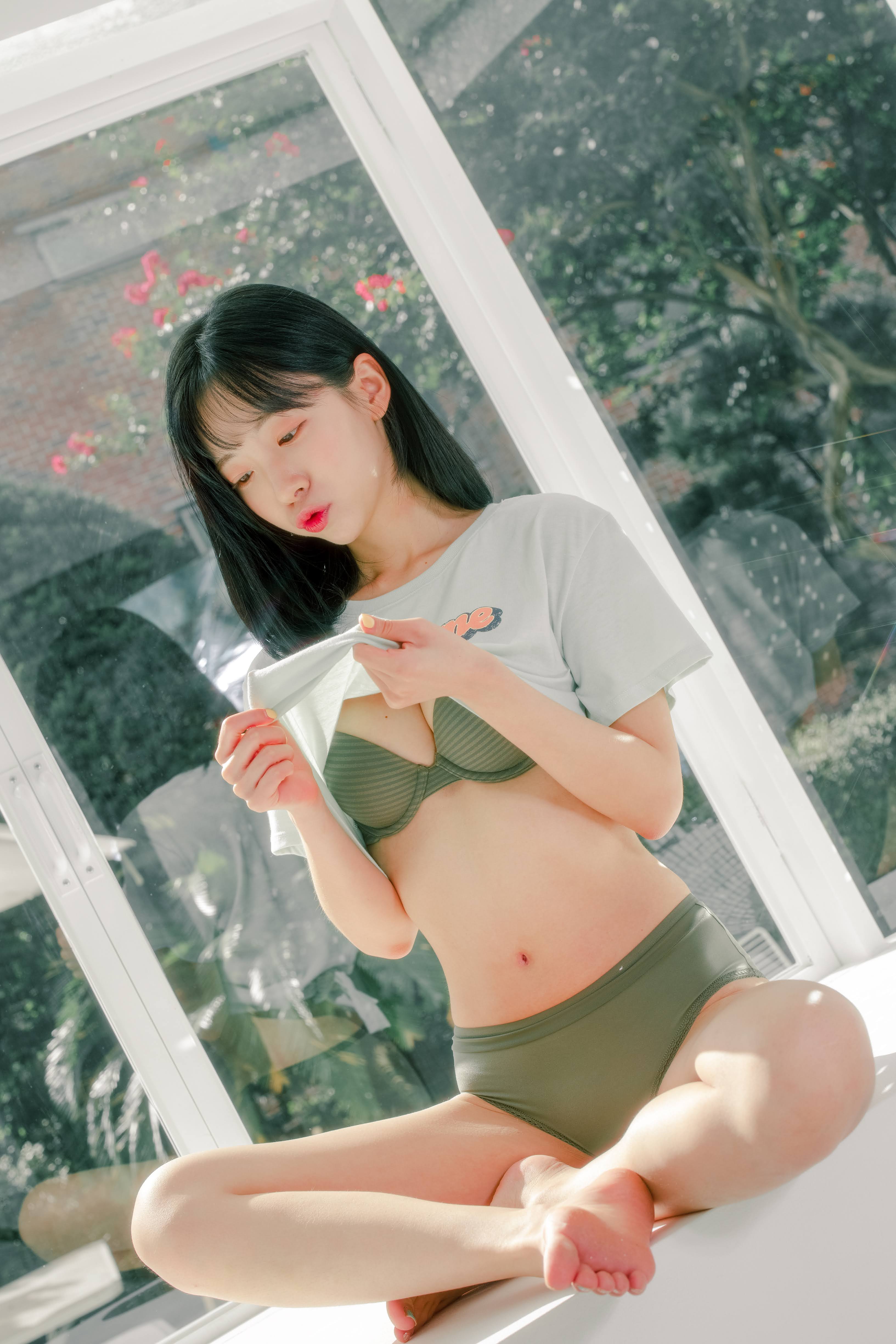 韩国美女-Patreon NO.053 Sovely Happy Birthday OCTOBER.18[170P+1V／154MB]_第1集