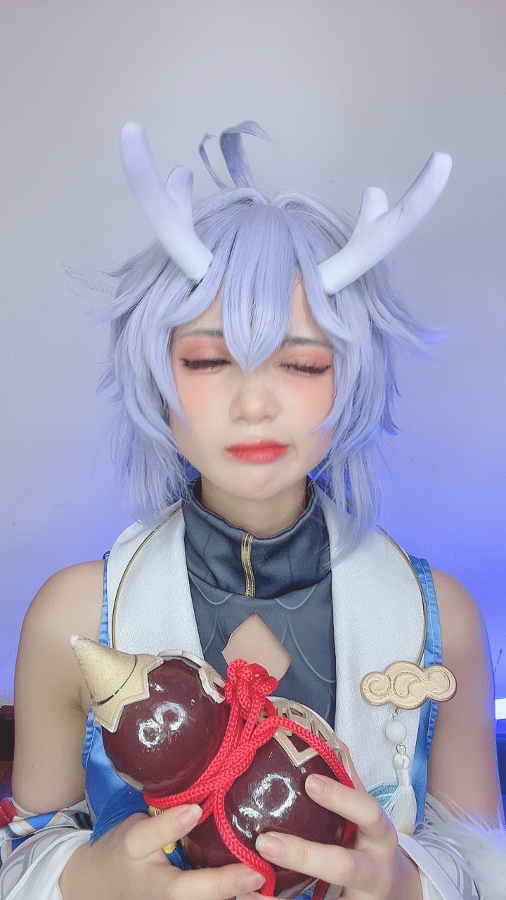 越南coser-PoppaChan NO.010 Bailu[155P-12V-457.8M]_第5集
