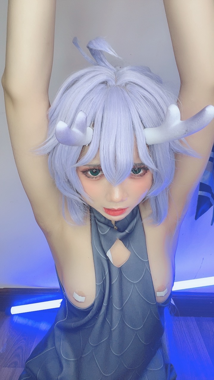 越南coser-PoppaChan NO.010 Bailu[155P-12V-457.8M]_第7集