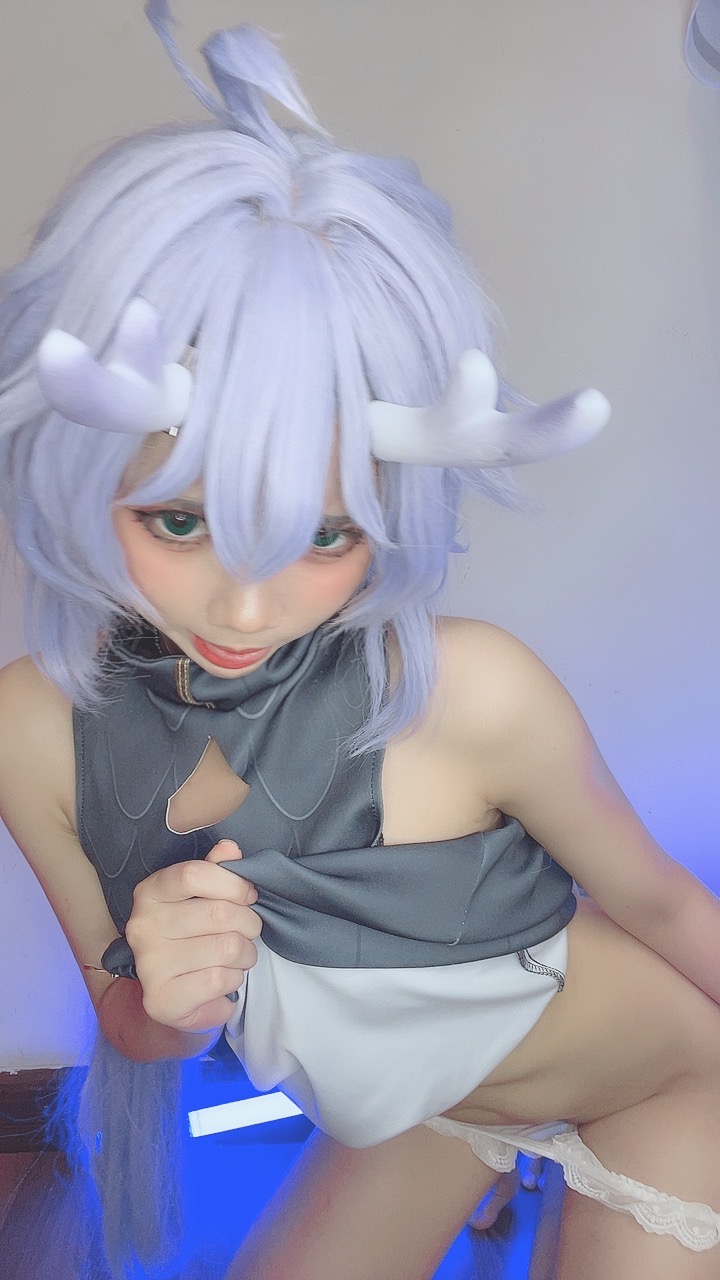 越南coser-PoppaChan NO.010 Bailu[155P-12V-457.8M]_第8集