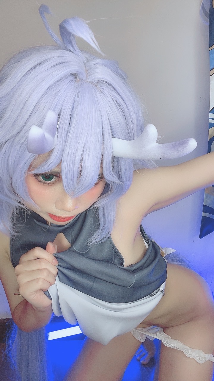 越南coser-PoppaChan NO.010 Bailu[155P-12V-457.8M]_第8集