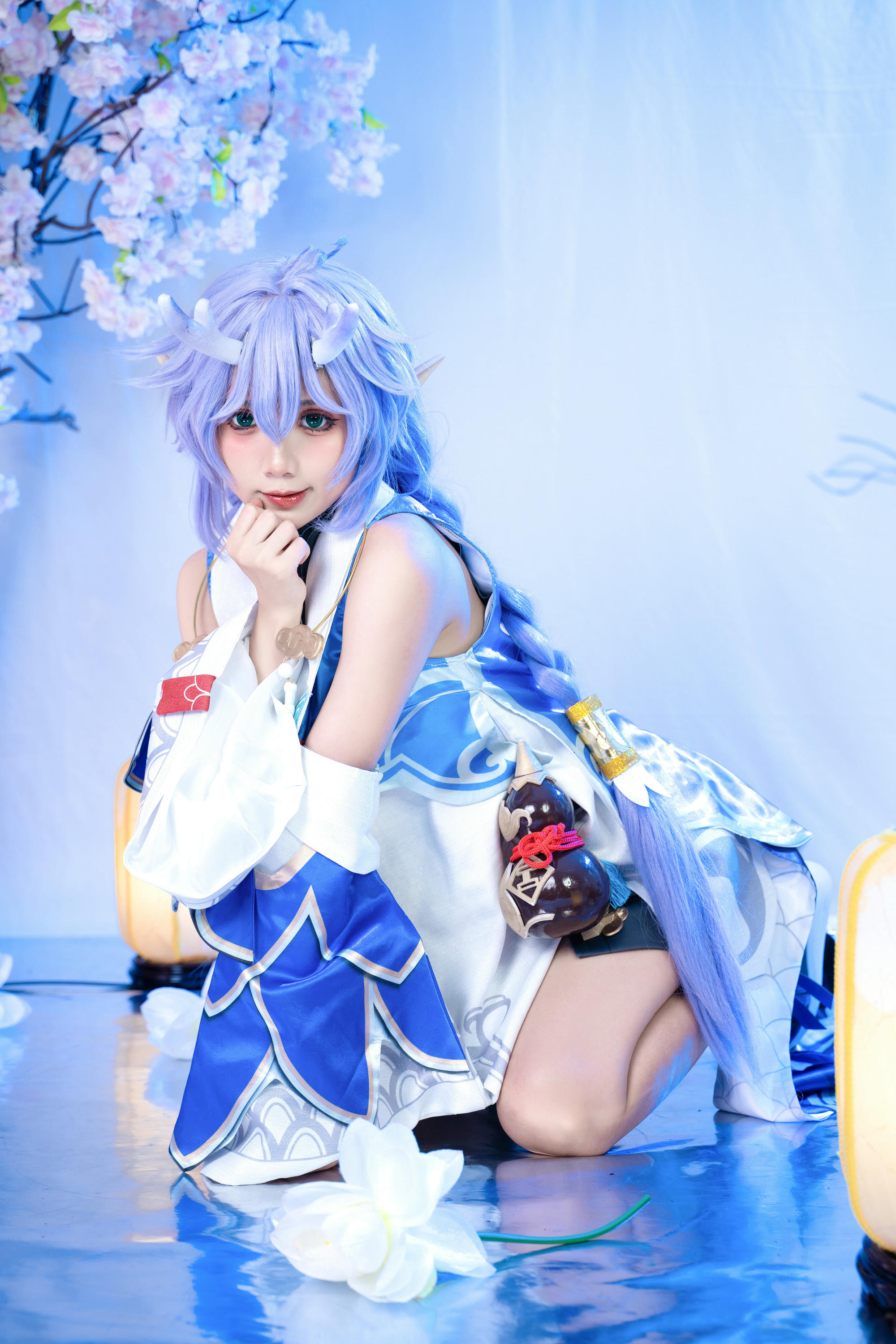 越南coser-PoppaChan NO.010 Bailu[155P-12V-457.8M]_第1集