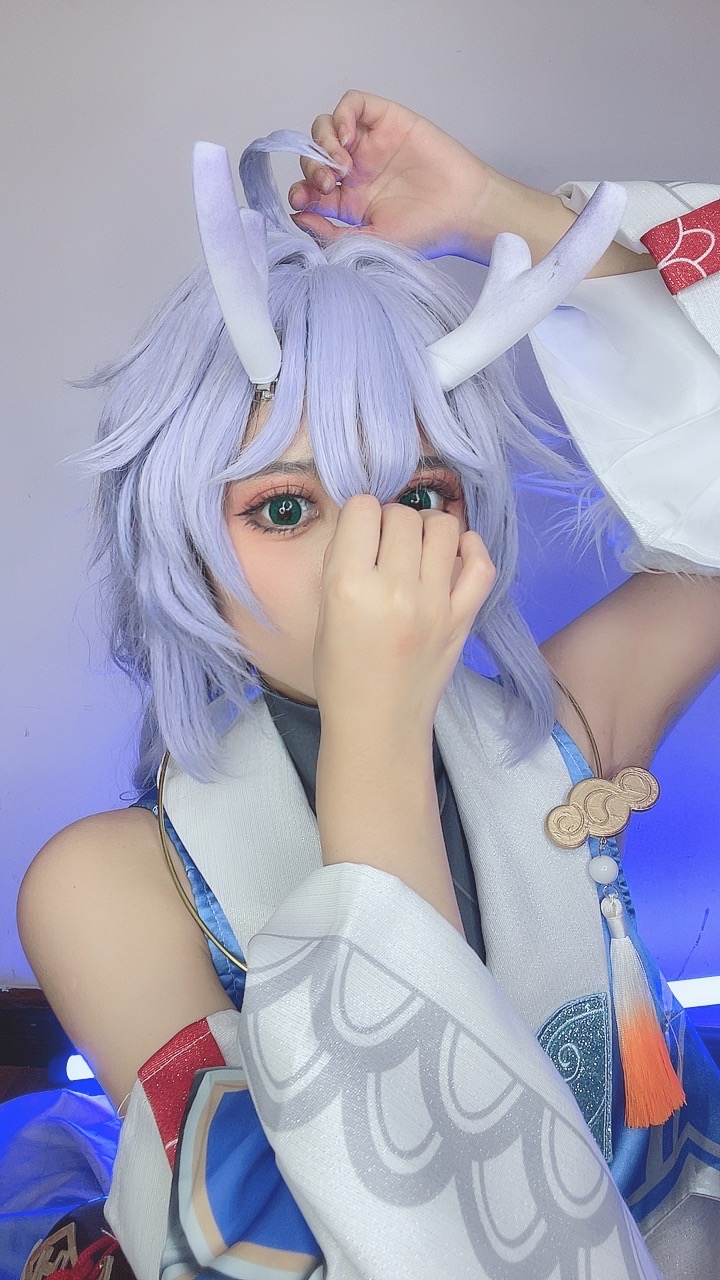 越南coser-PoppaChan NO.010 Bailu[155P-12V-457.8M]_第4集