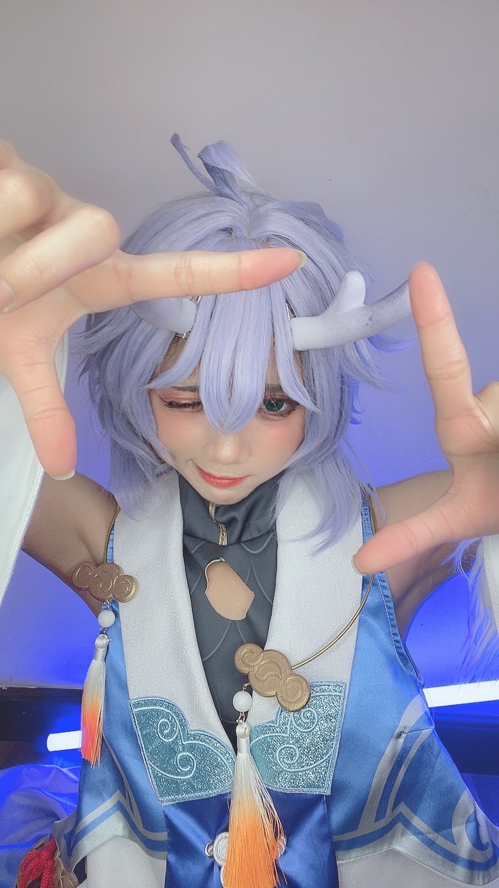越南coser-PoppaChan NO.010 Bailu[155P-12V-457.8M]_第4集