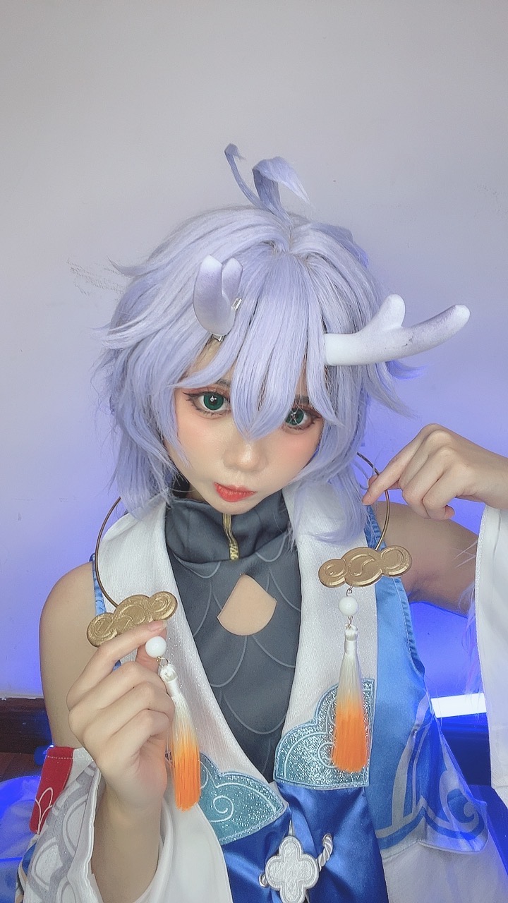 越南coser-PoppaChan NO.010 Bailu[155P-12V-457.8M]_第4集