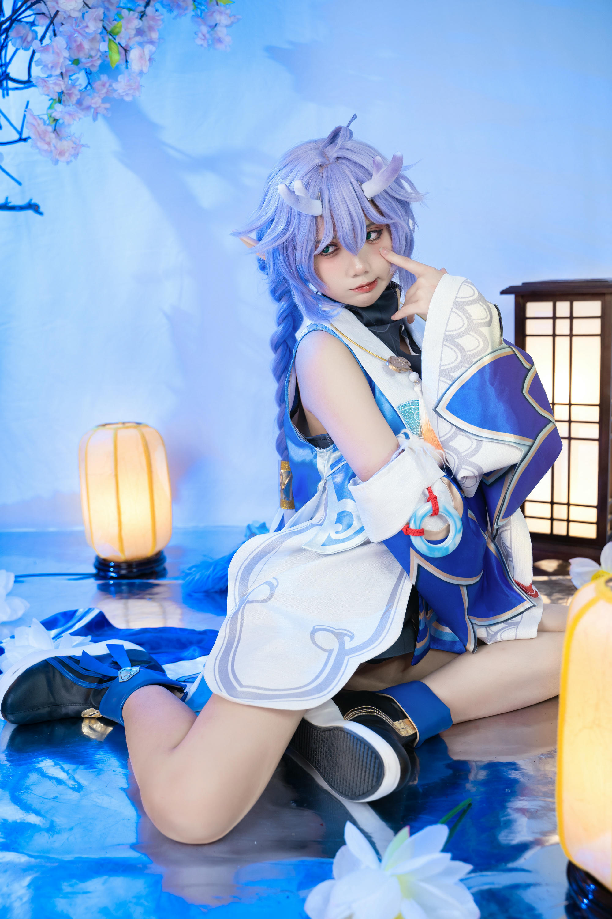 越南coser-PoppaChan NO.010 Bailu[155P-12V-457.8M]_第1集