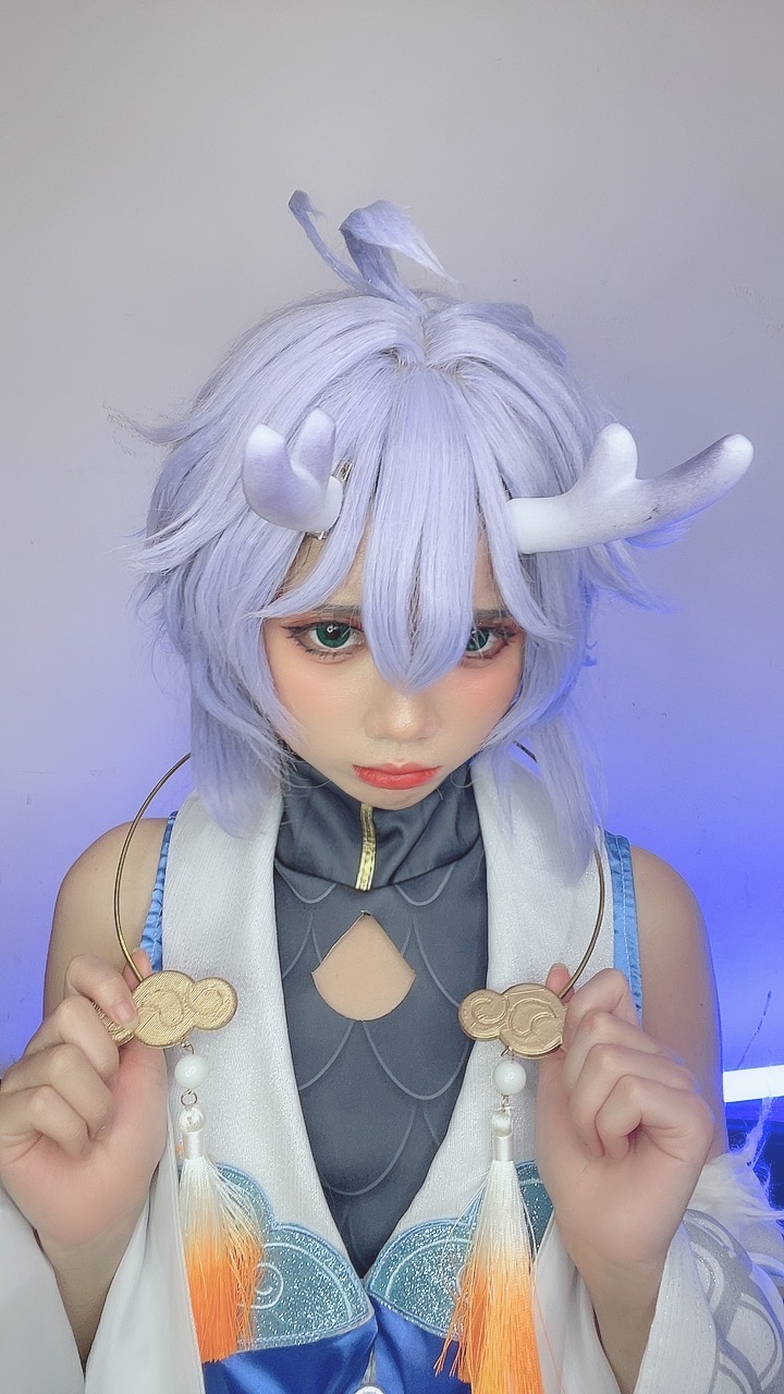 越南coser-PoppaChan NO.010 Bailu[155P-12V-457.8M]_第4集