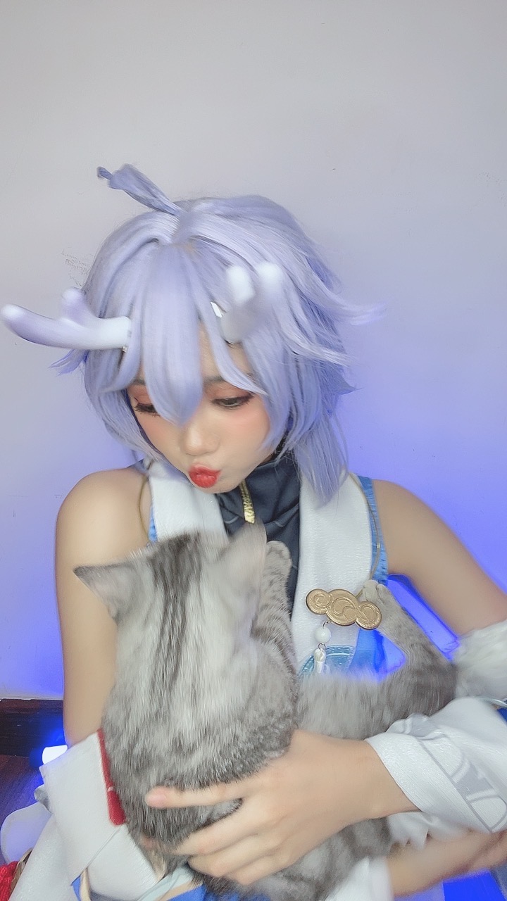 越南coser-PoppaChan NO.010 Bailu[155P-12V-457.8M]_第5集