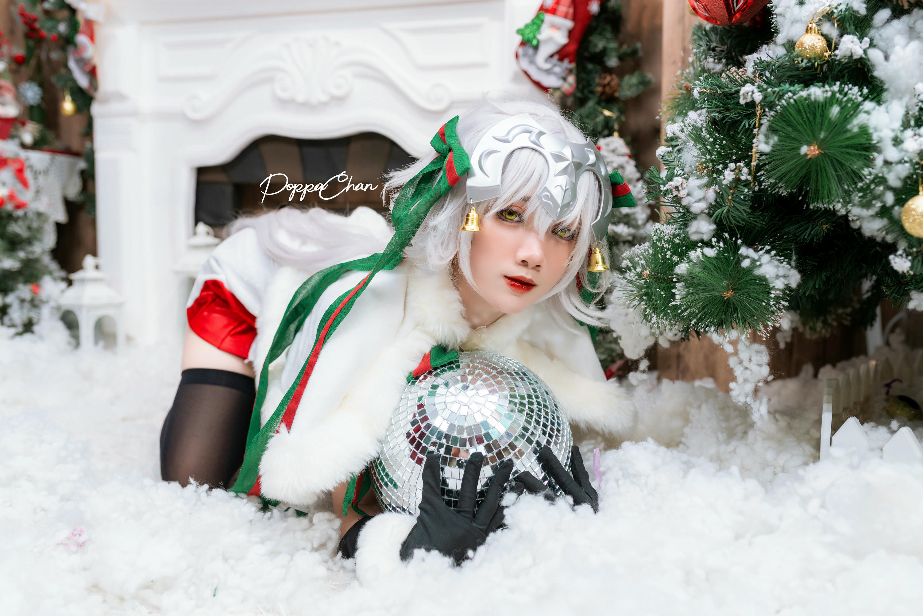 越南coser-PoppaChan NO.018 Jeanne D'arc Alter Santa Lily (NSFW -Sexy and Lewd content) [26P+4V／139MB]_第2集