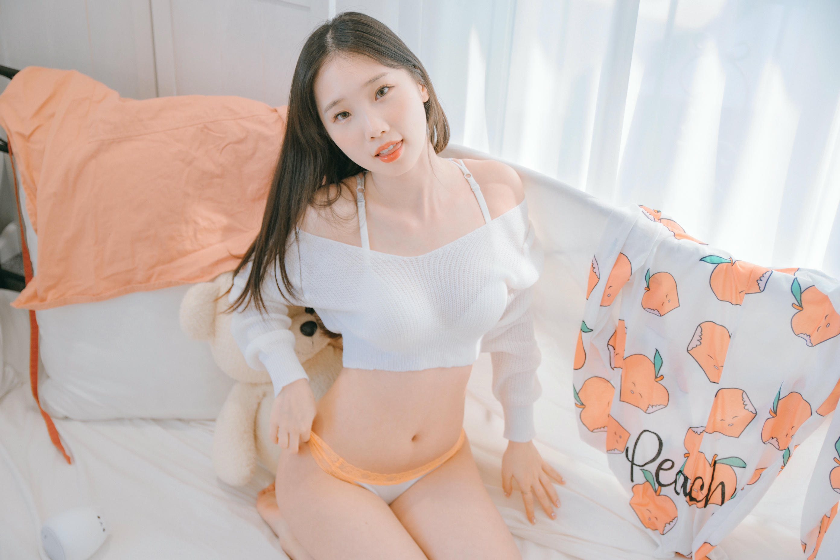 韩国清纯美女-Pureding (퓨딩) NO.002 Peach [50P2V-1.65GB]_第3集