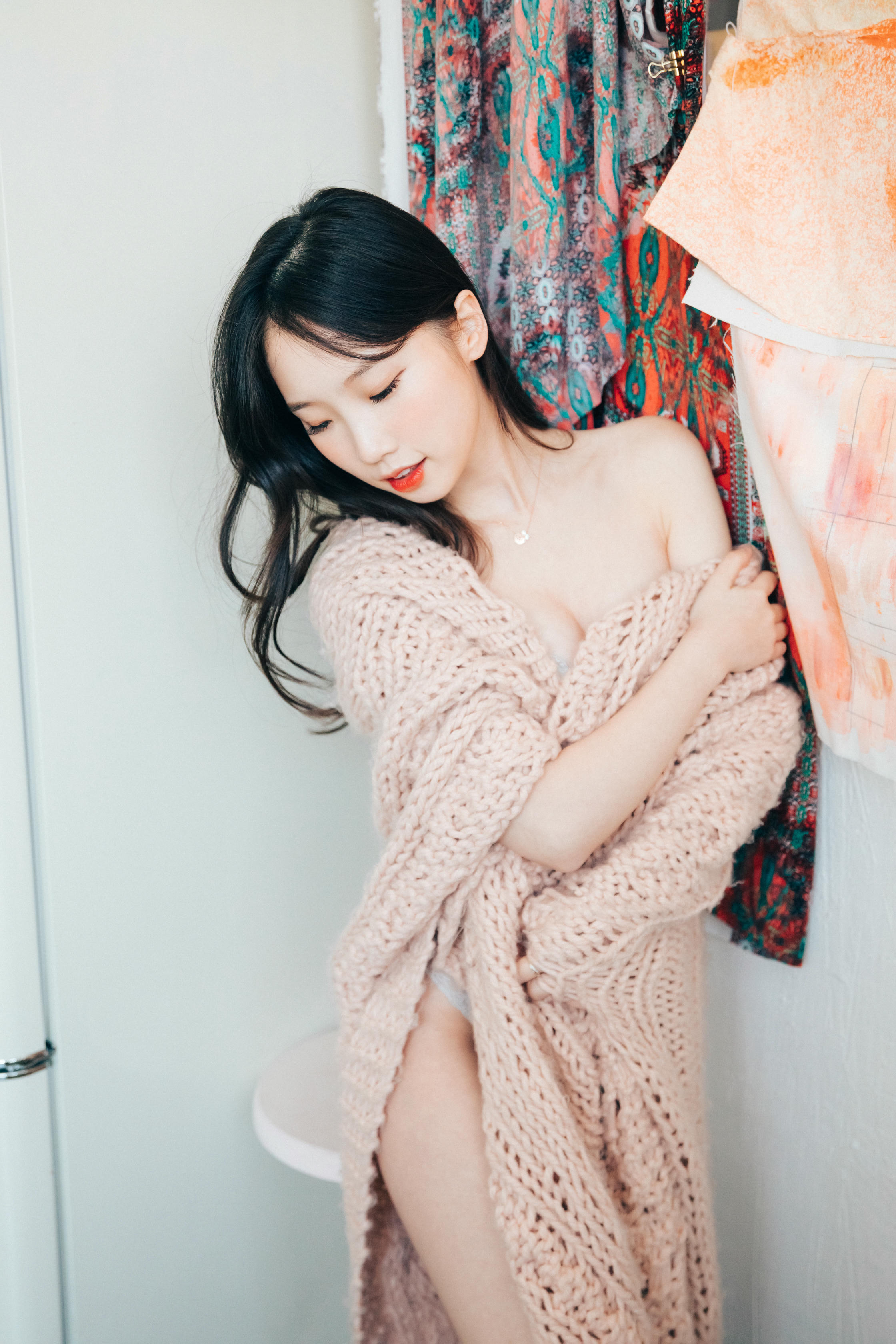 韩国清纯美女-Pureding (퓨딩) NO.003 Loozy Behind [62P-0.99GB]_第1集