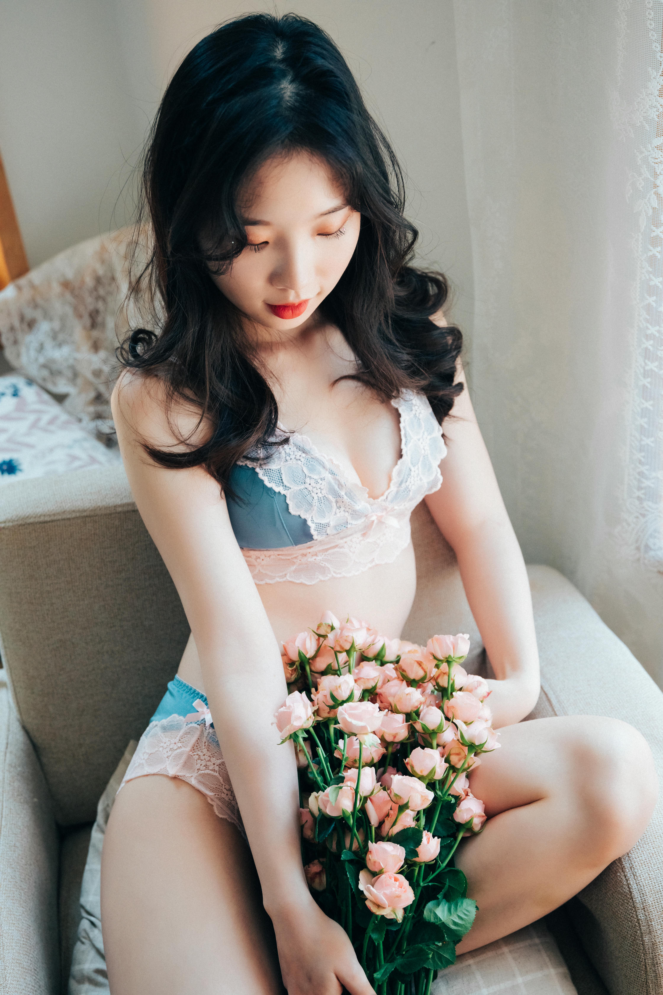韩国清纯美女-Pureding (퓨딩) NO.008 Rose day [72P／1.08GB]_第2集