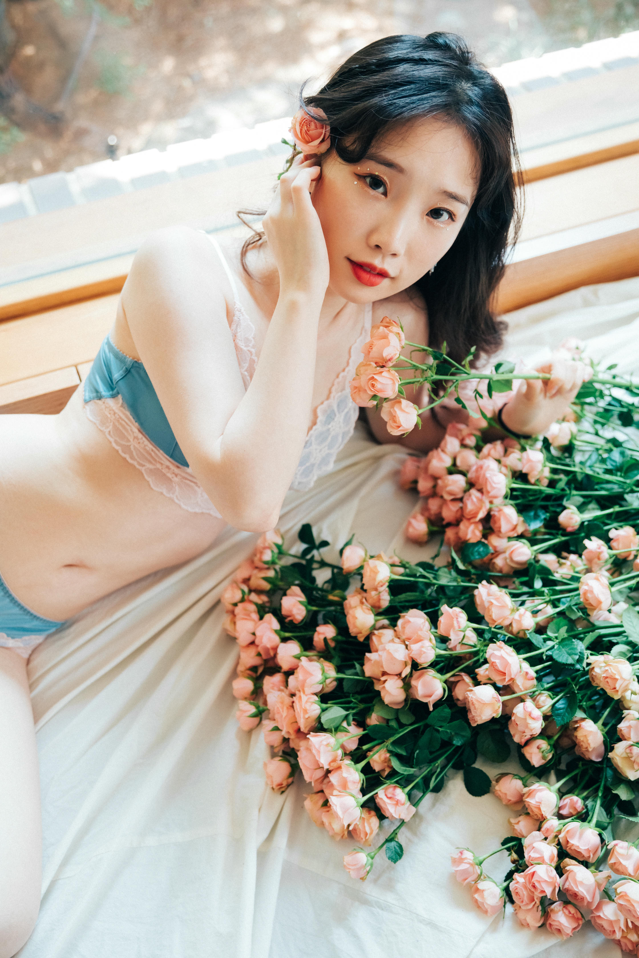韩国清纯美女-Pureding (퓨딩) NO.008 Rose day [72P／1.08GB]_第1集