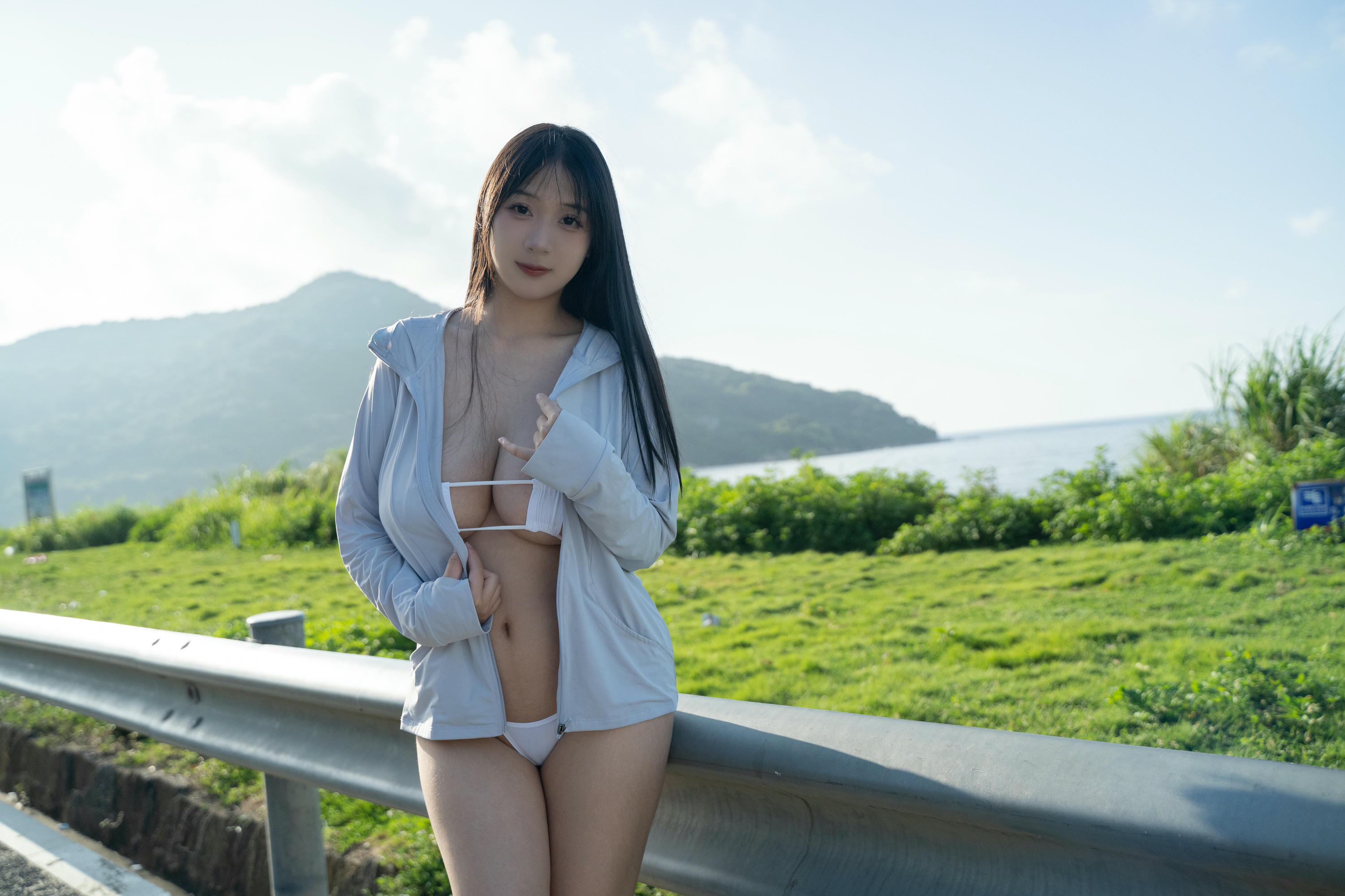 浅安安 NO.007 摄影师翎梵 浅安-环球之旅 [57P-423MB]_第1集