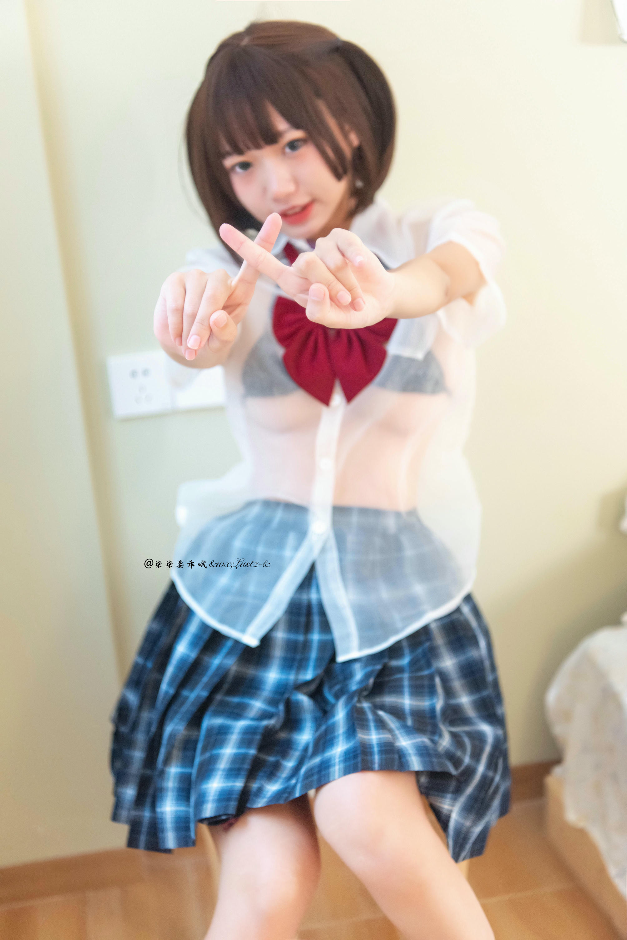 柒柒要乖哦 NO.020 晚间约会 [40P 246MB]_第1集