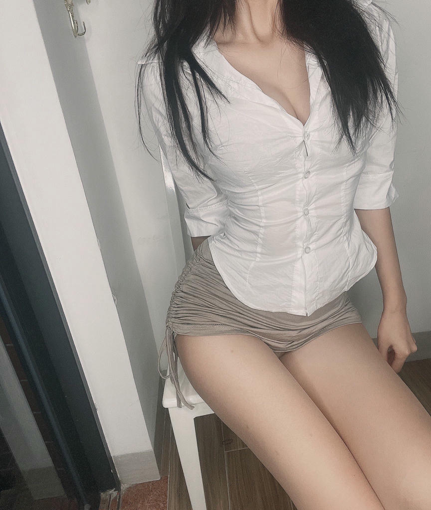 柒柒要乖哦 NO.025 微密图[347P15V350M]_第2集