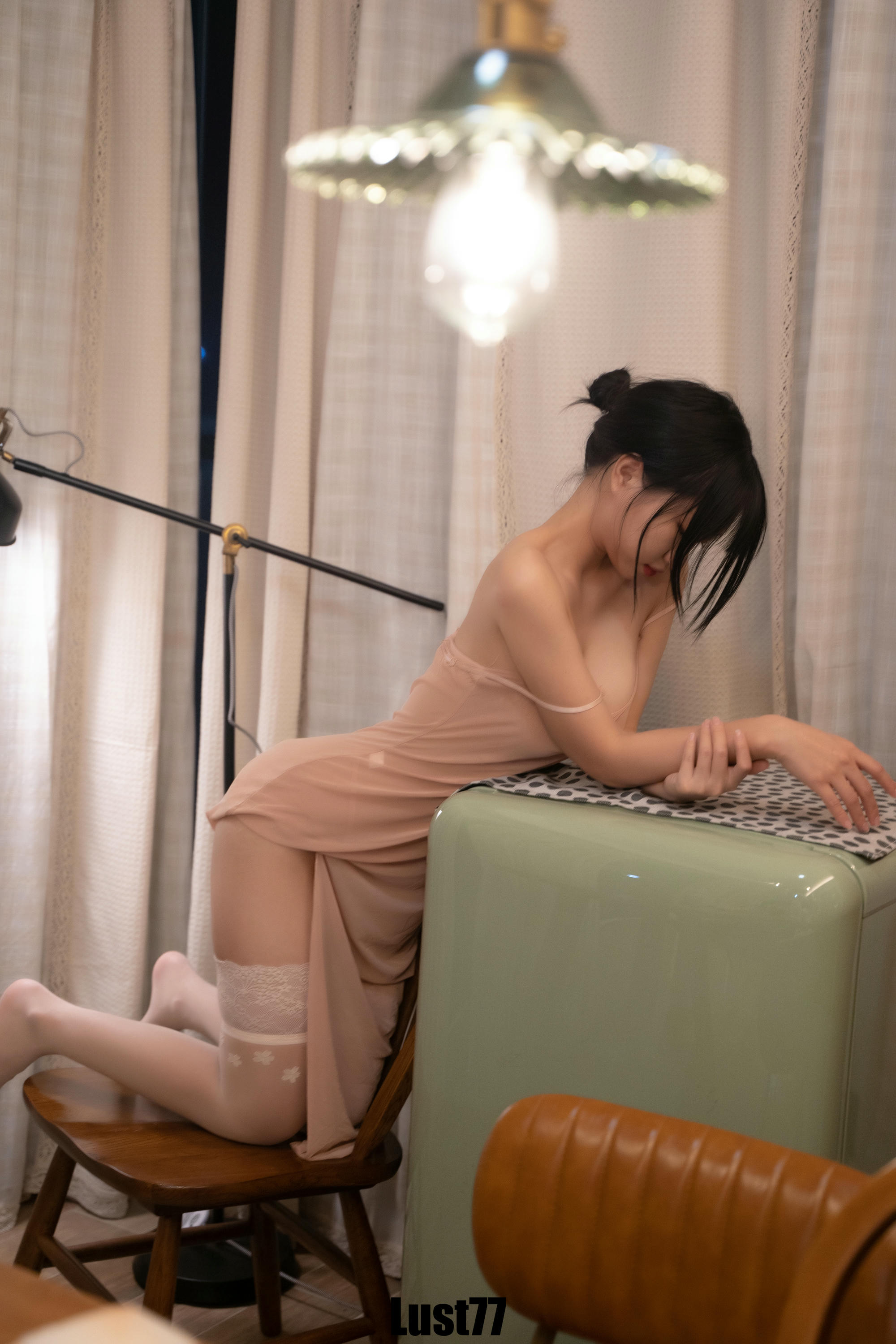 柒柒要乖哦 NO.030 雾纱裙 [61P1V 1.23GB]_第2集