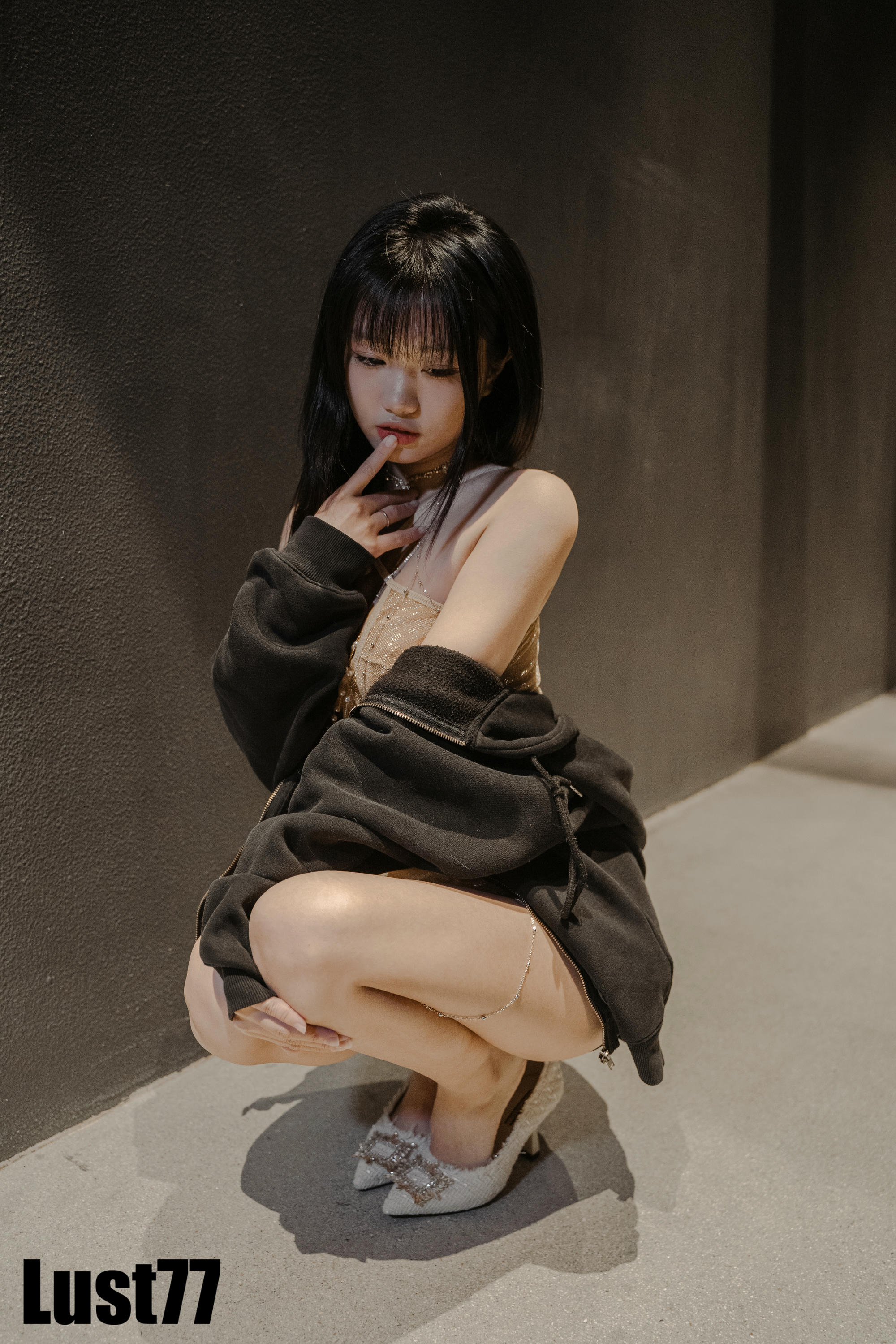 柒柒要乖哦 NO.035 纸醉金迷 [90P1V-1.68GB]_第1集