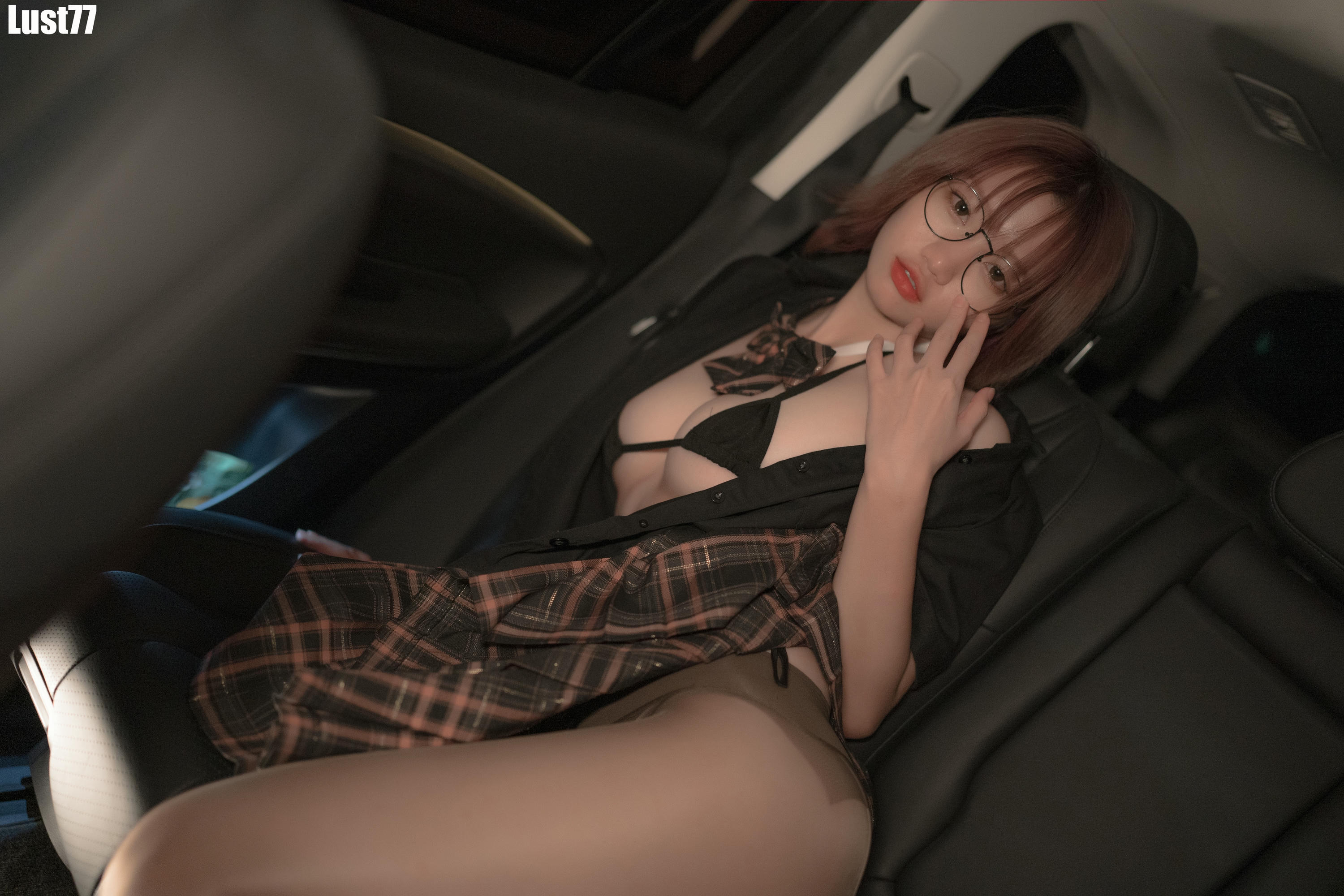 柒柒要乖哦 NO.015 车内2 [60P 1GB]_第2集