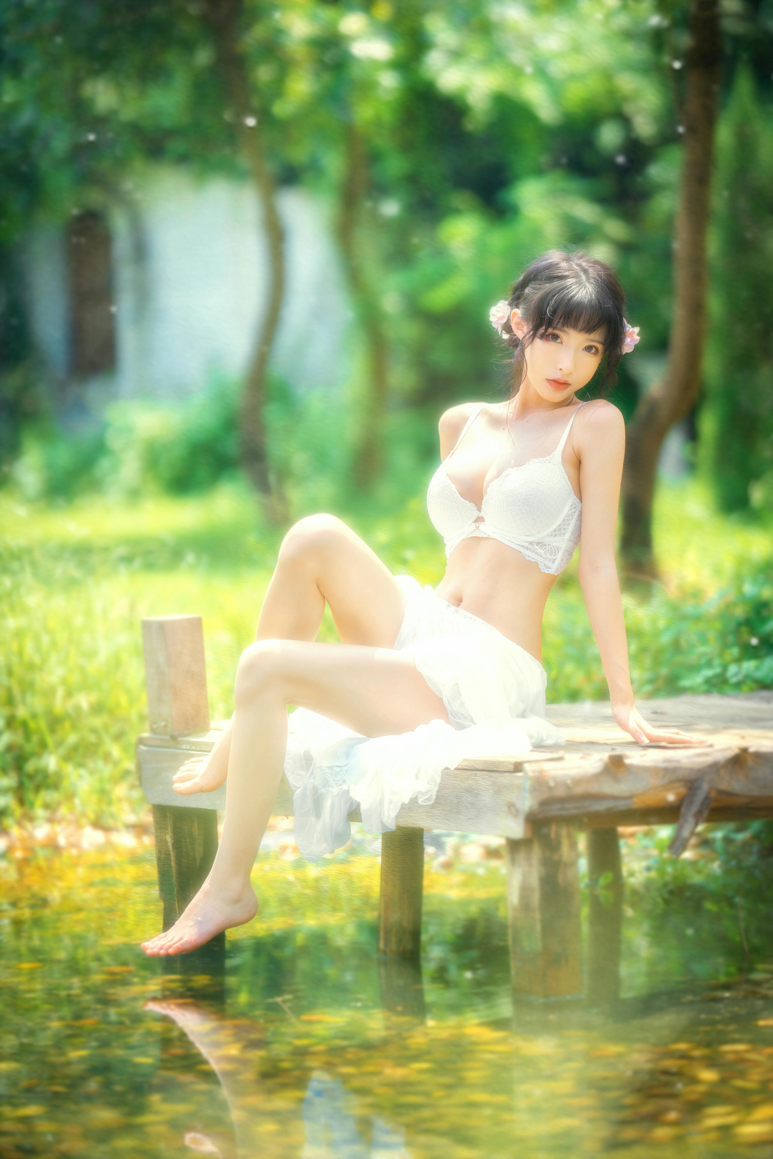 清水由乃 NO.027 蕾丝花园 [34P-794MB]_第1集