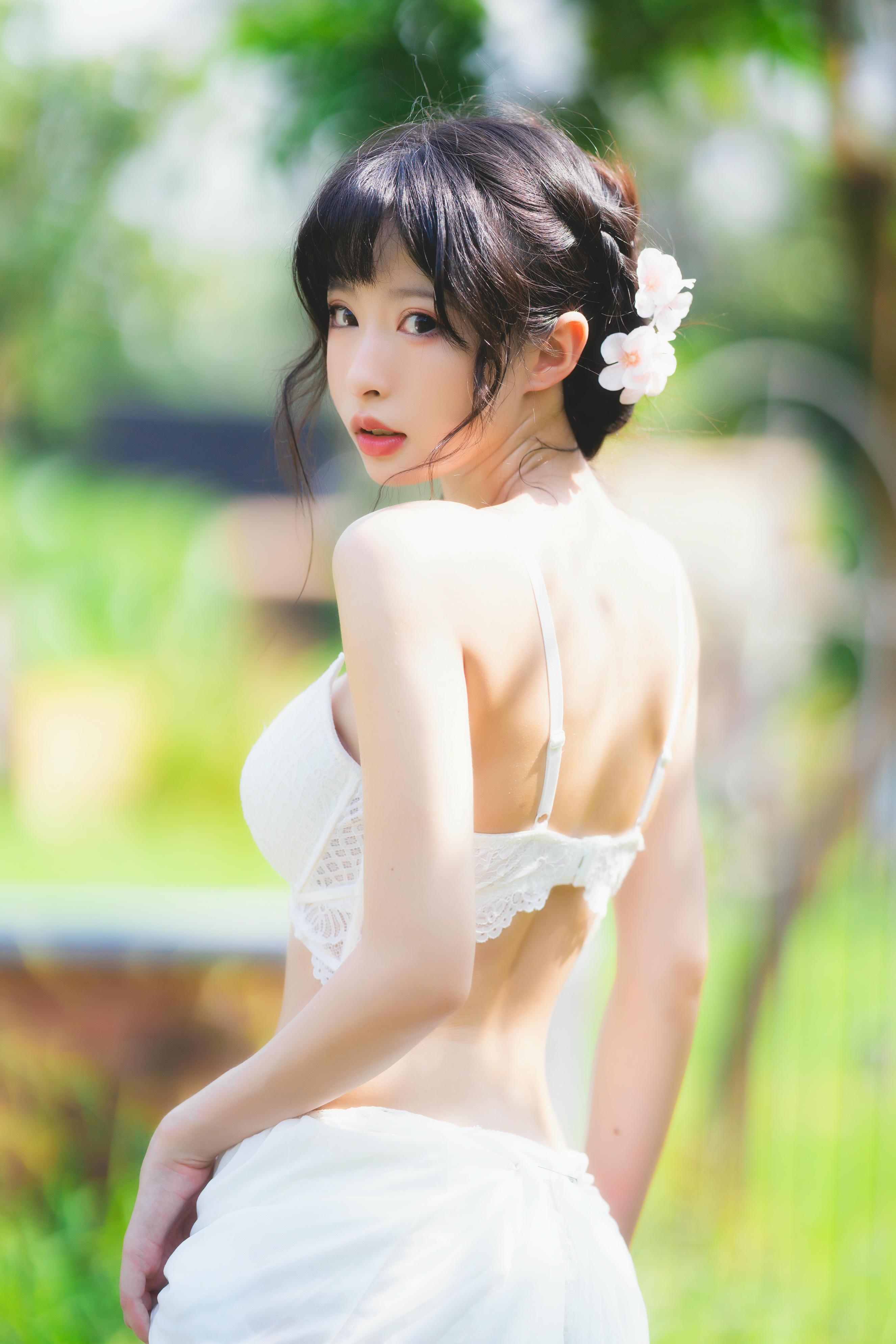 清水由乃 NO.027 蕾丝花园 [34P-794MB]_第2集
