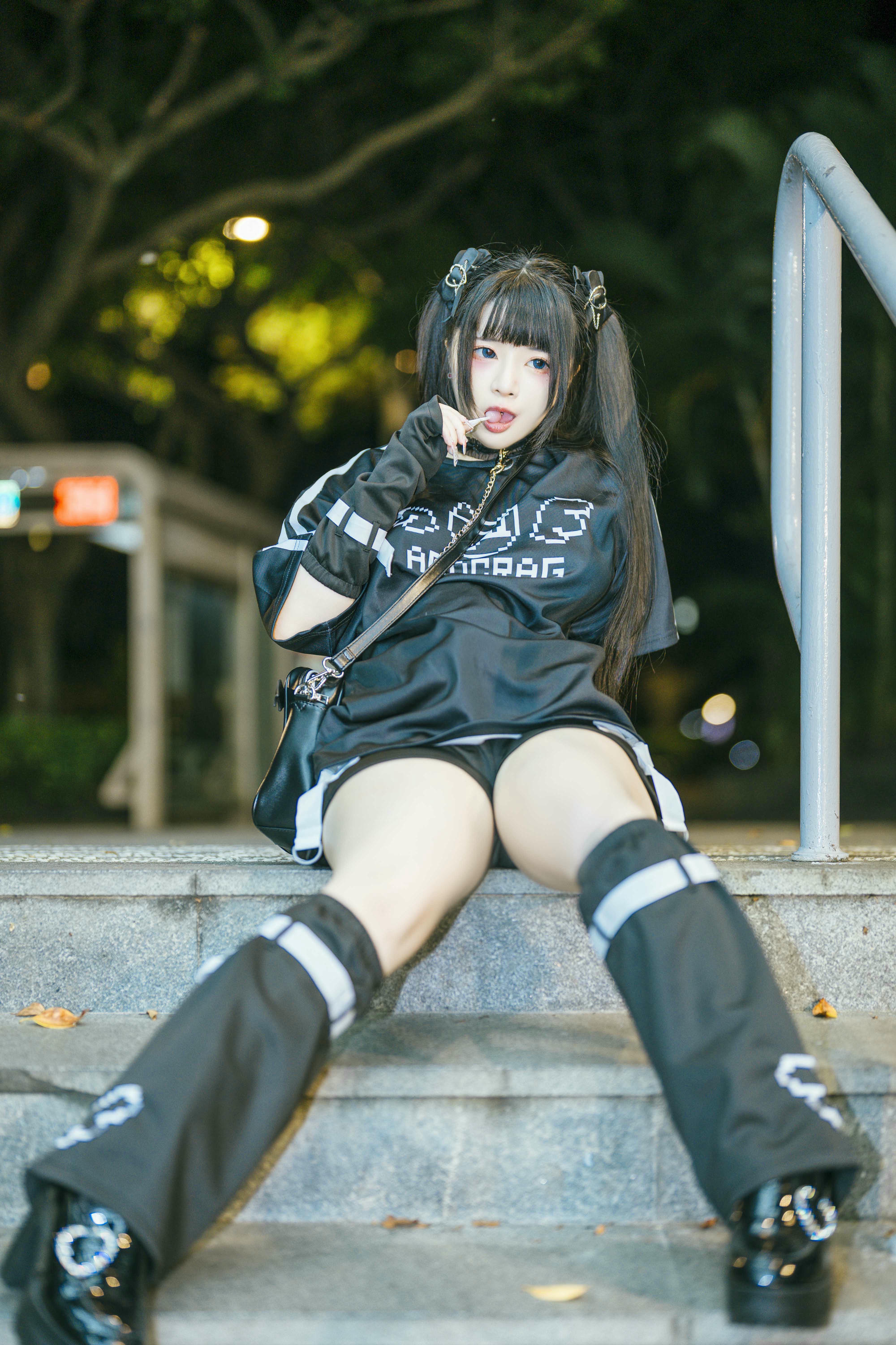落落Raku NO.017 CITY GIRL[47P-50M]_第1集